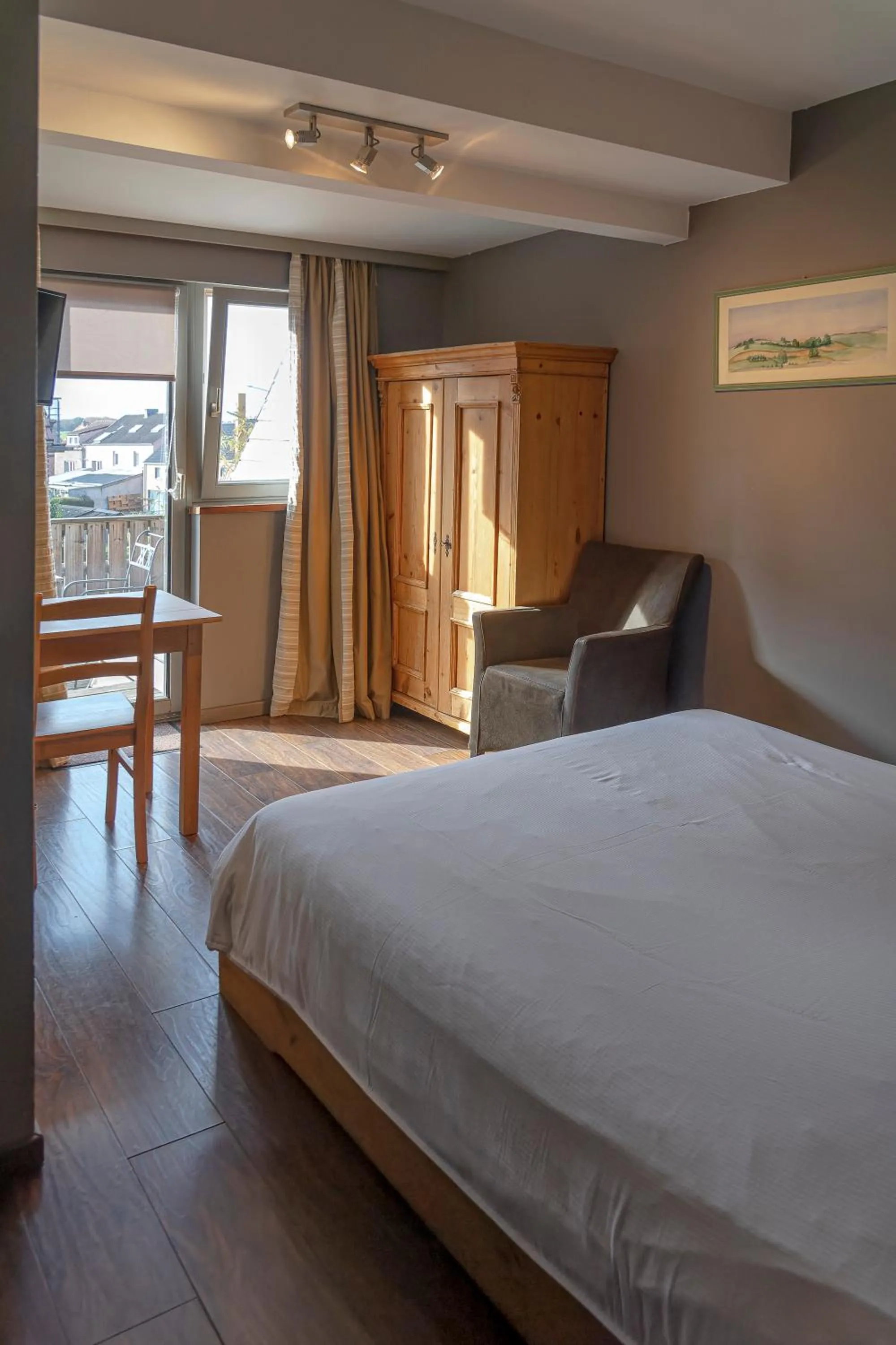 Property building, Bed in Hotel Piano 2 - Mont-St-Guibert - Louvain-la-Neuve