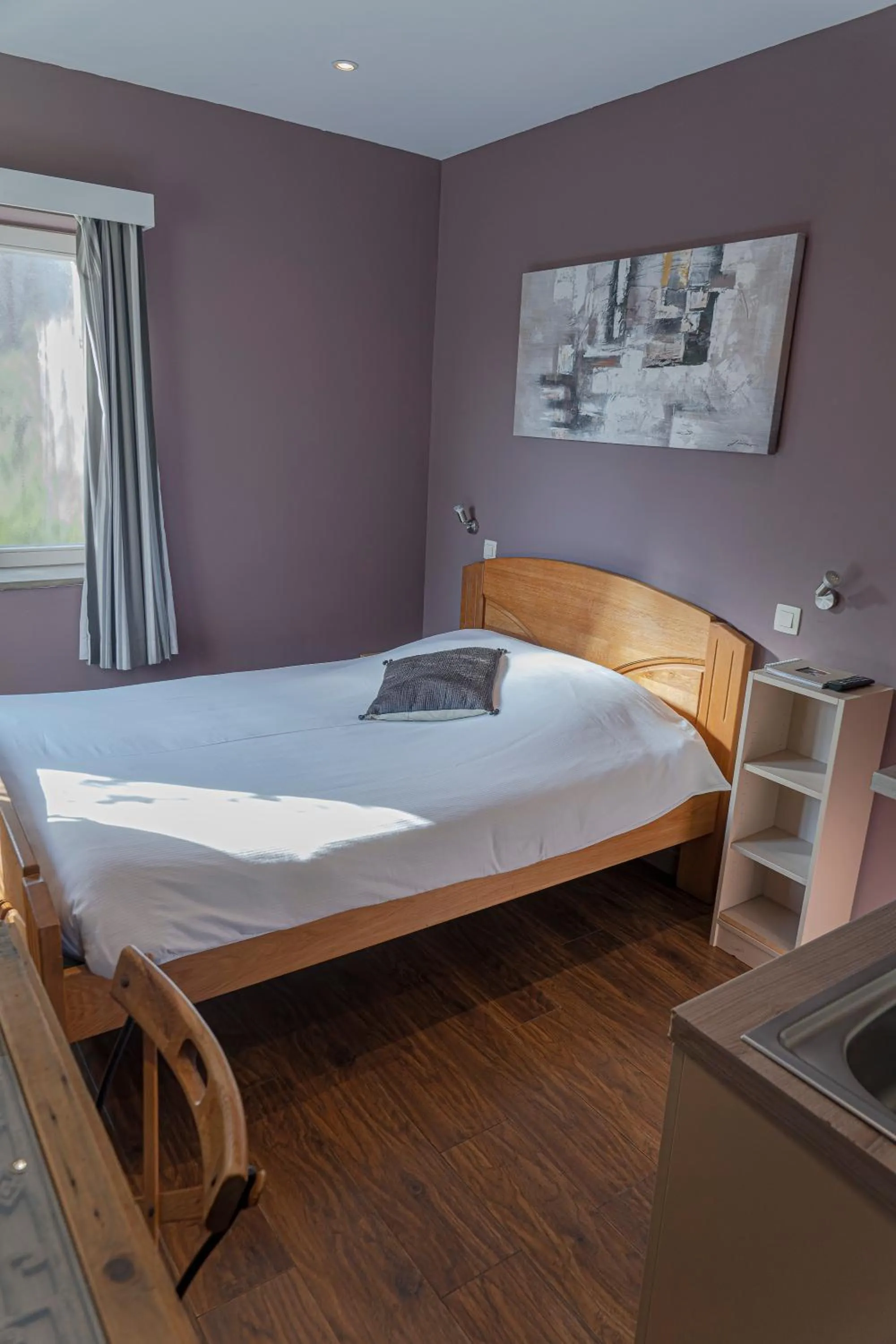 Property building, Bed in Hotel Piano 2 - Mont-St-Guibert - Louvain-la-Neuve