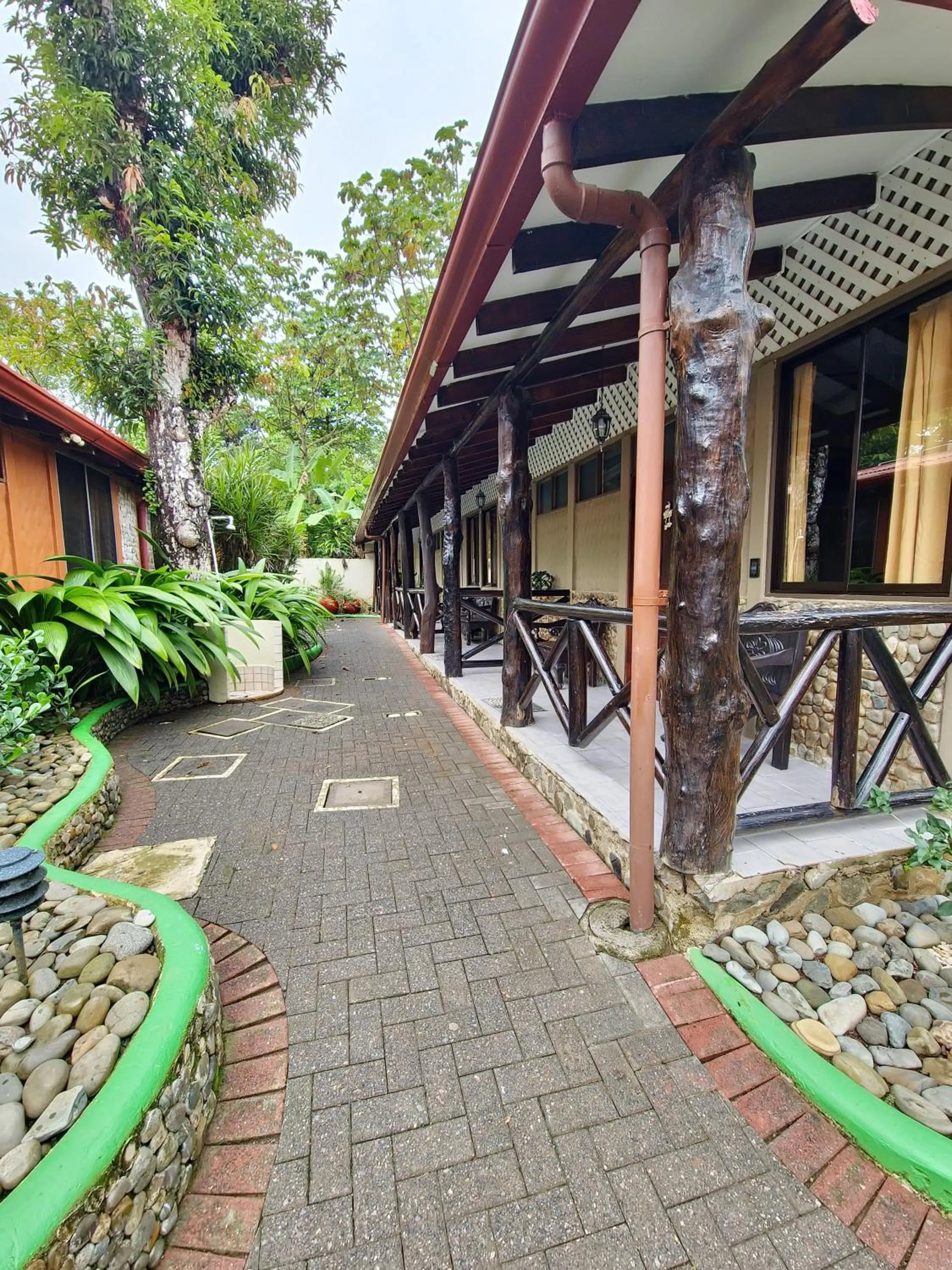 Property building in Diuwak