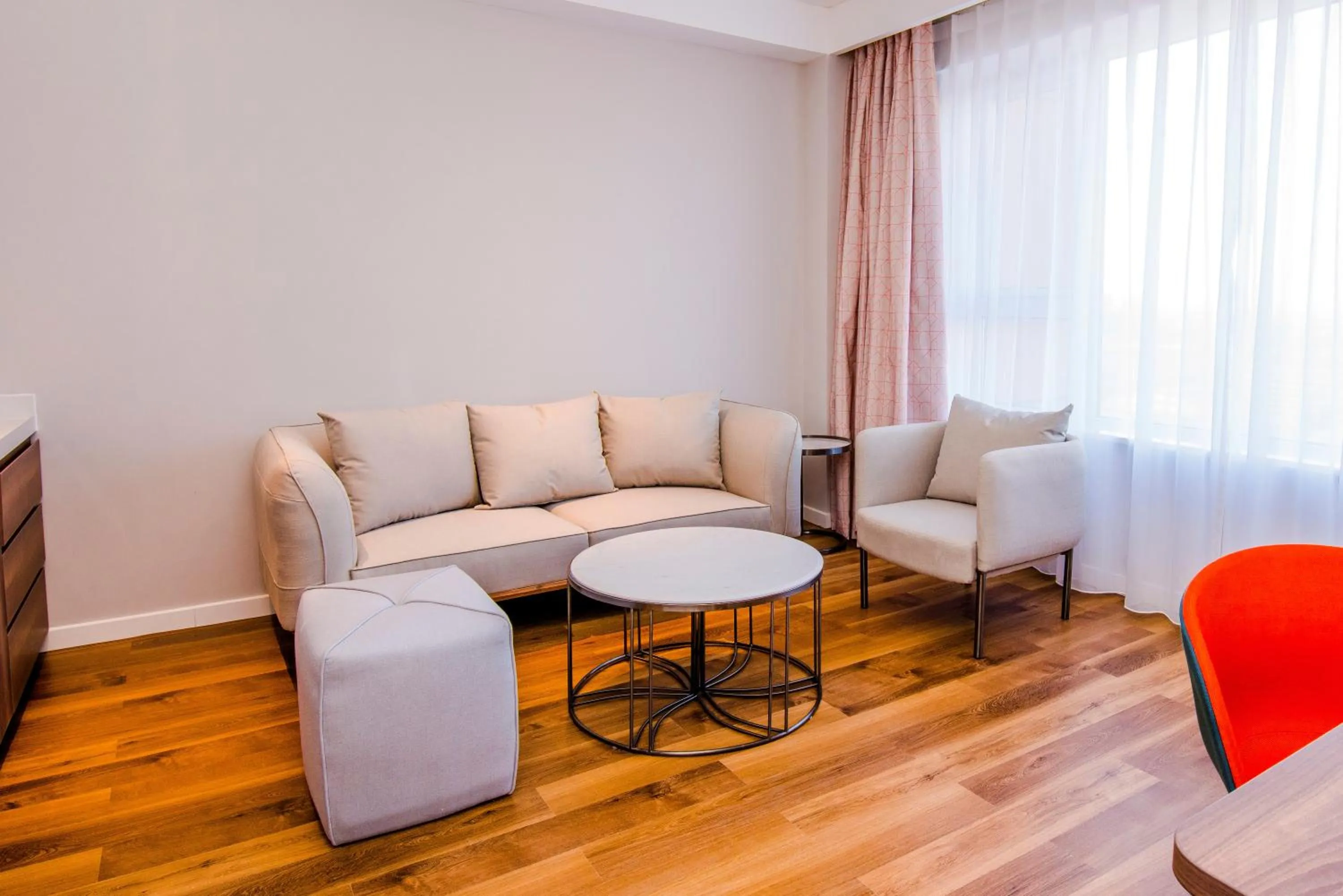 Living room in Holiday Inn Express Yinchuan Downtown by IHG