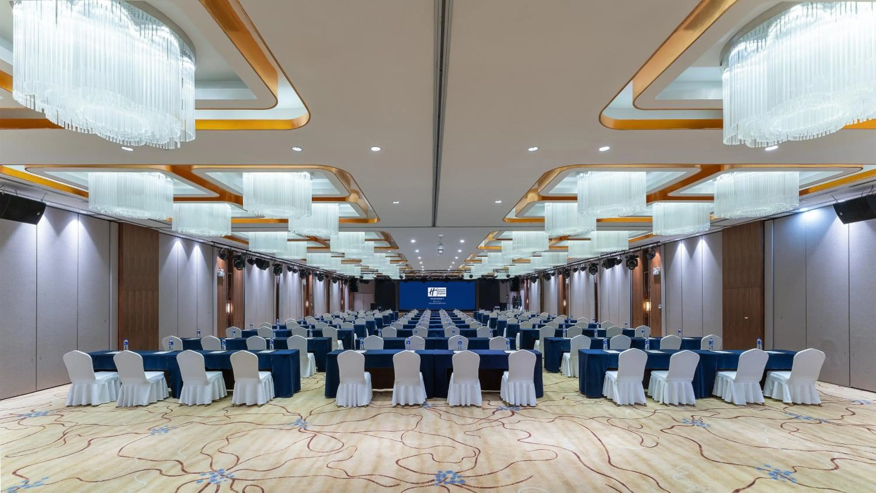 Banquet/Function facilities in Holiday Inn Express Yinchuan Downtown by IHG