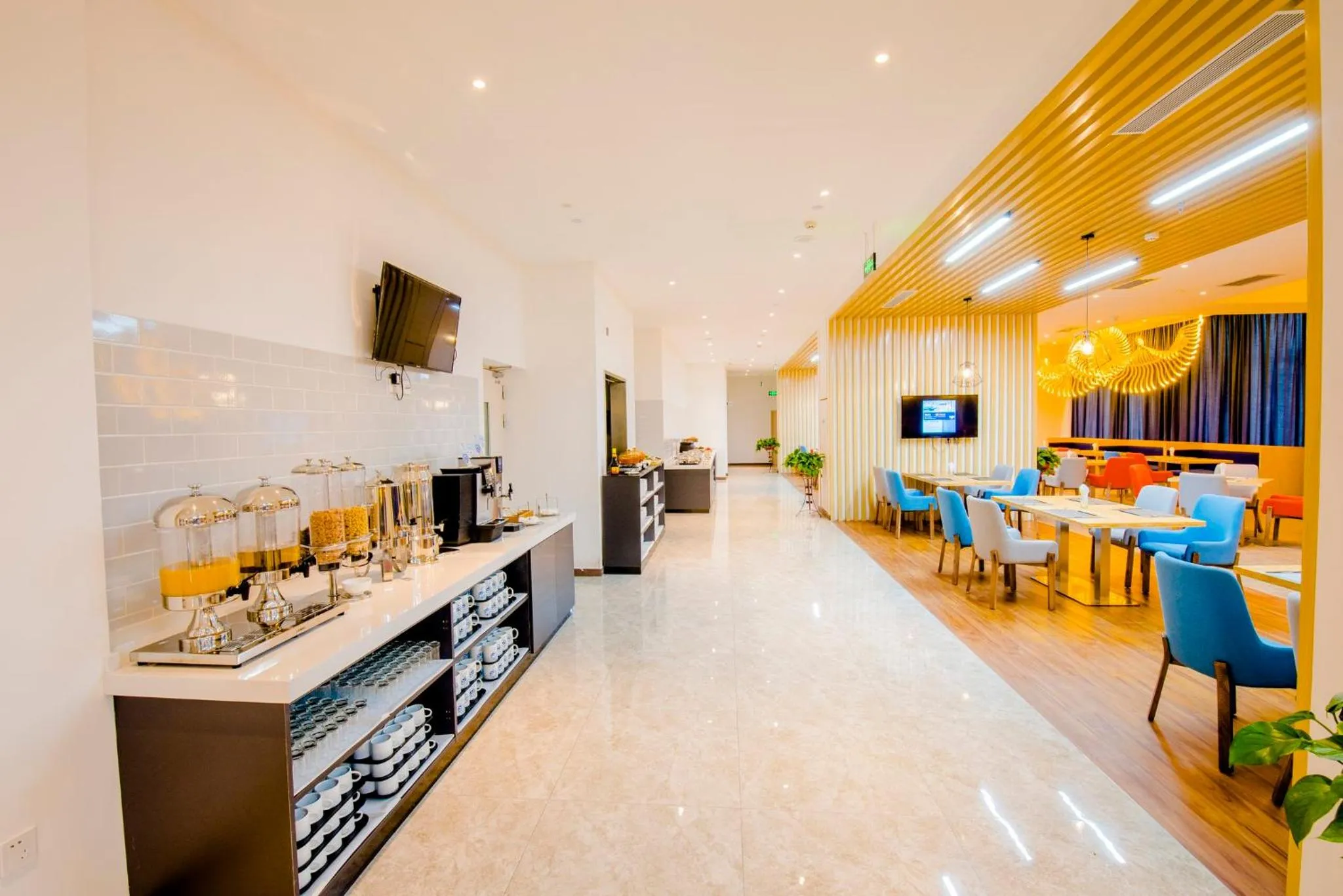 Breakfast in Holiday Inn Express Yinchuan Downtown by IHG