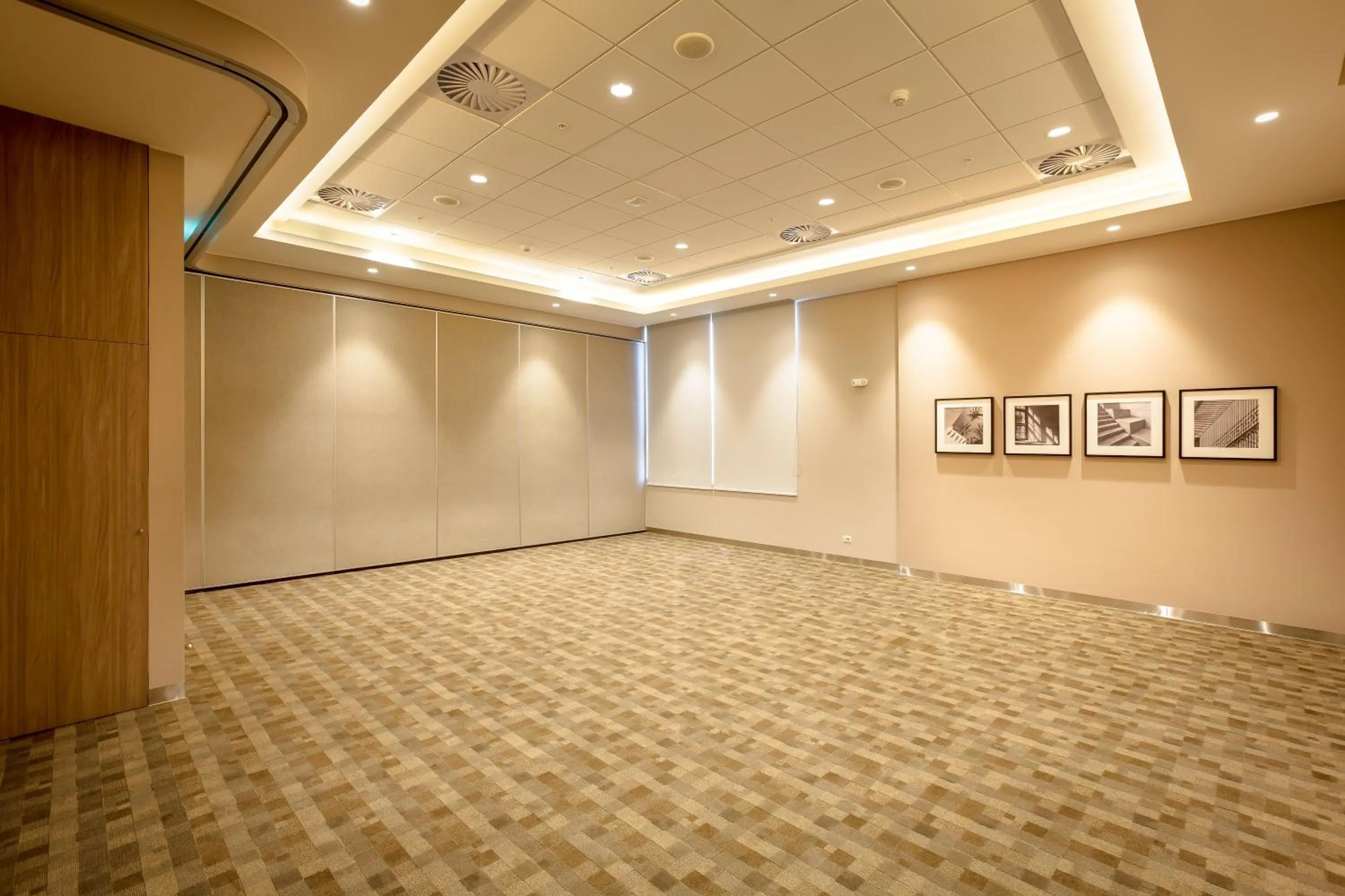 Meeting/conference room in Holiday Inn - Piura by IHG