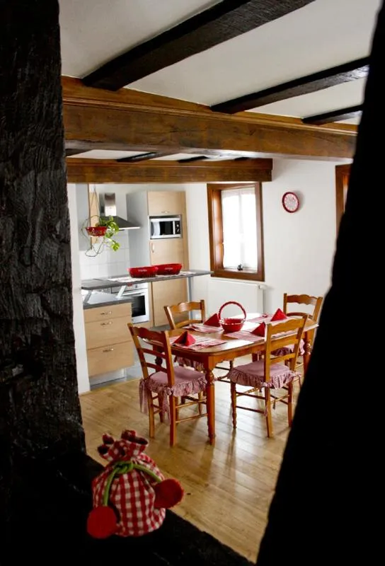 Dining area in Gîtes et chambres d'hôtes Maison Ungerer