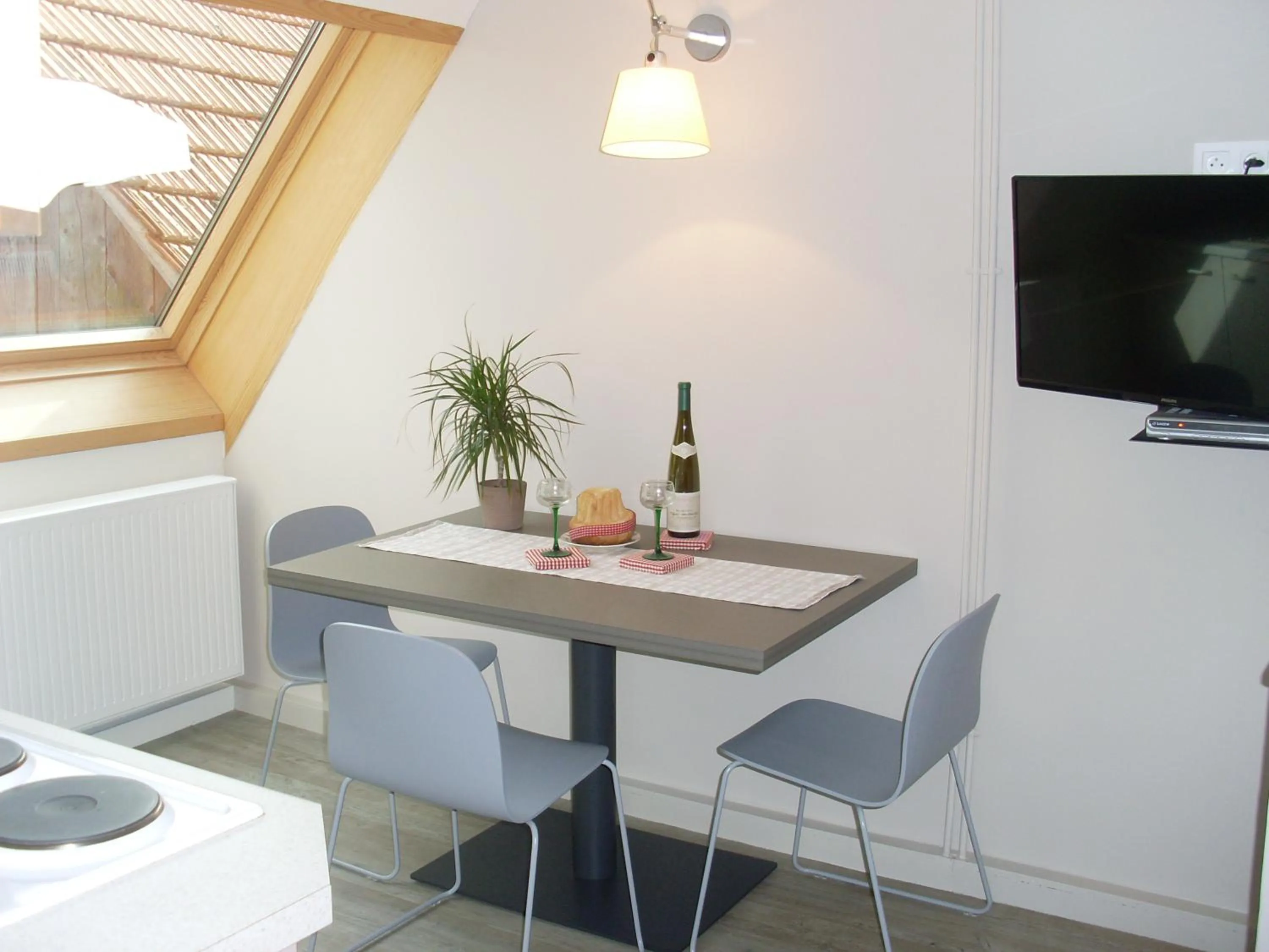 Dining area in Gîtes et chambres d'hôtes Maison Ungerer