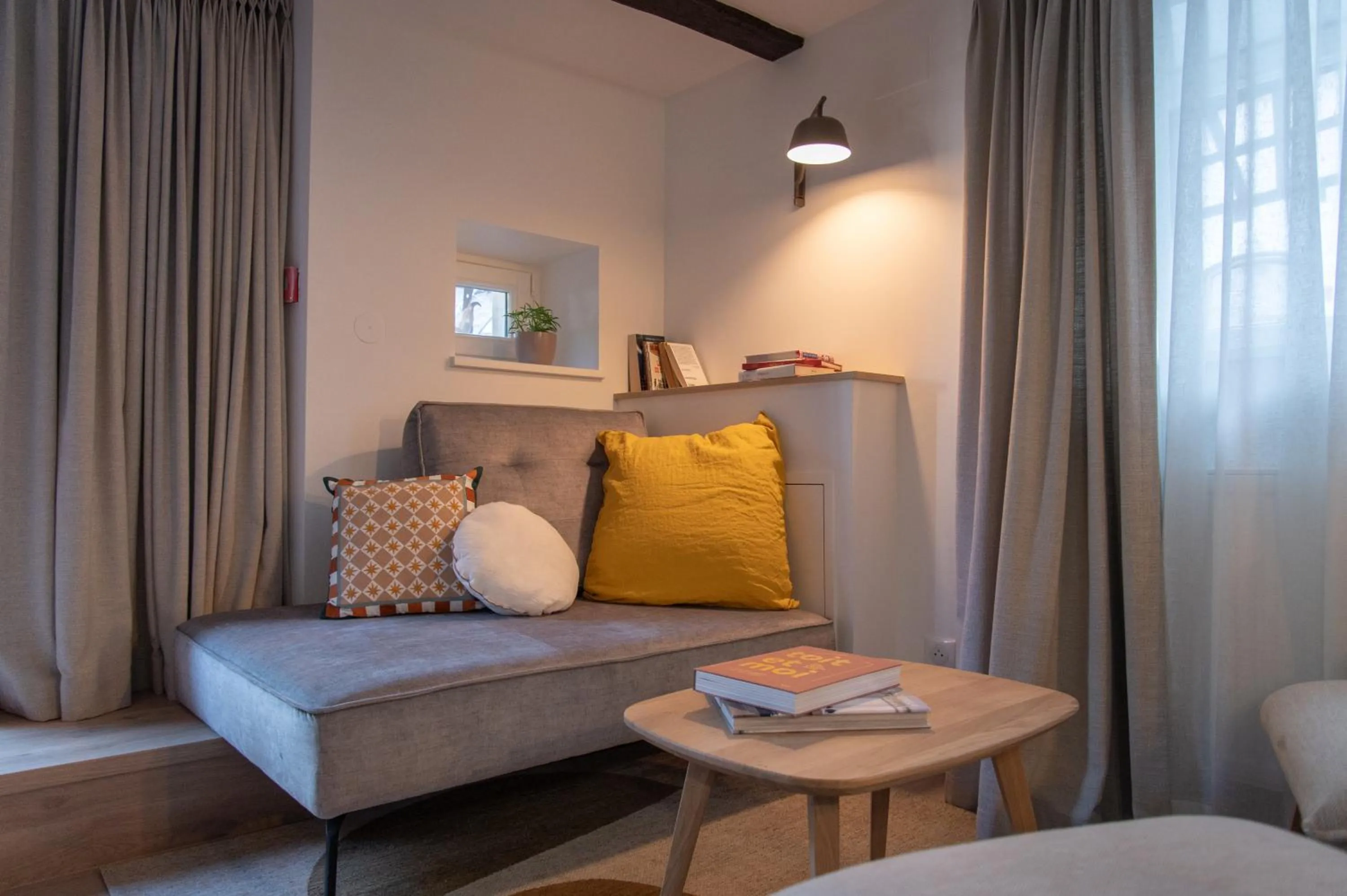 Seating area, Bed in Gîtes et chambres d'hôtes Maison Ungerer