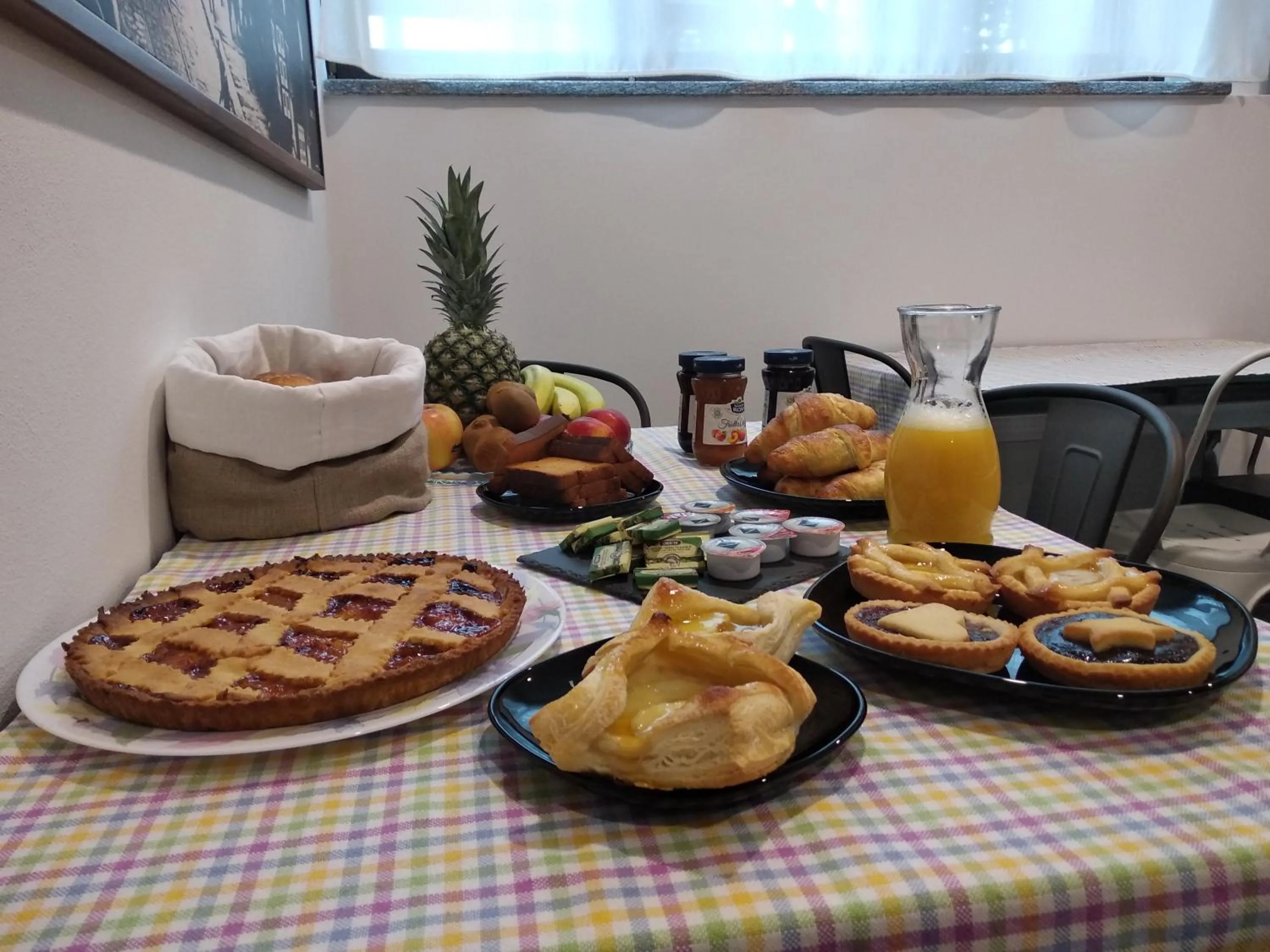 Food in Bed & Breakfast Indi Thelar