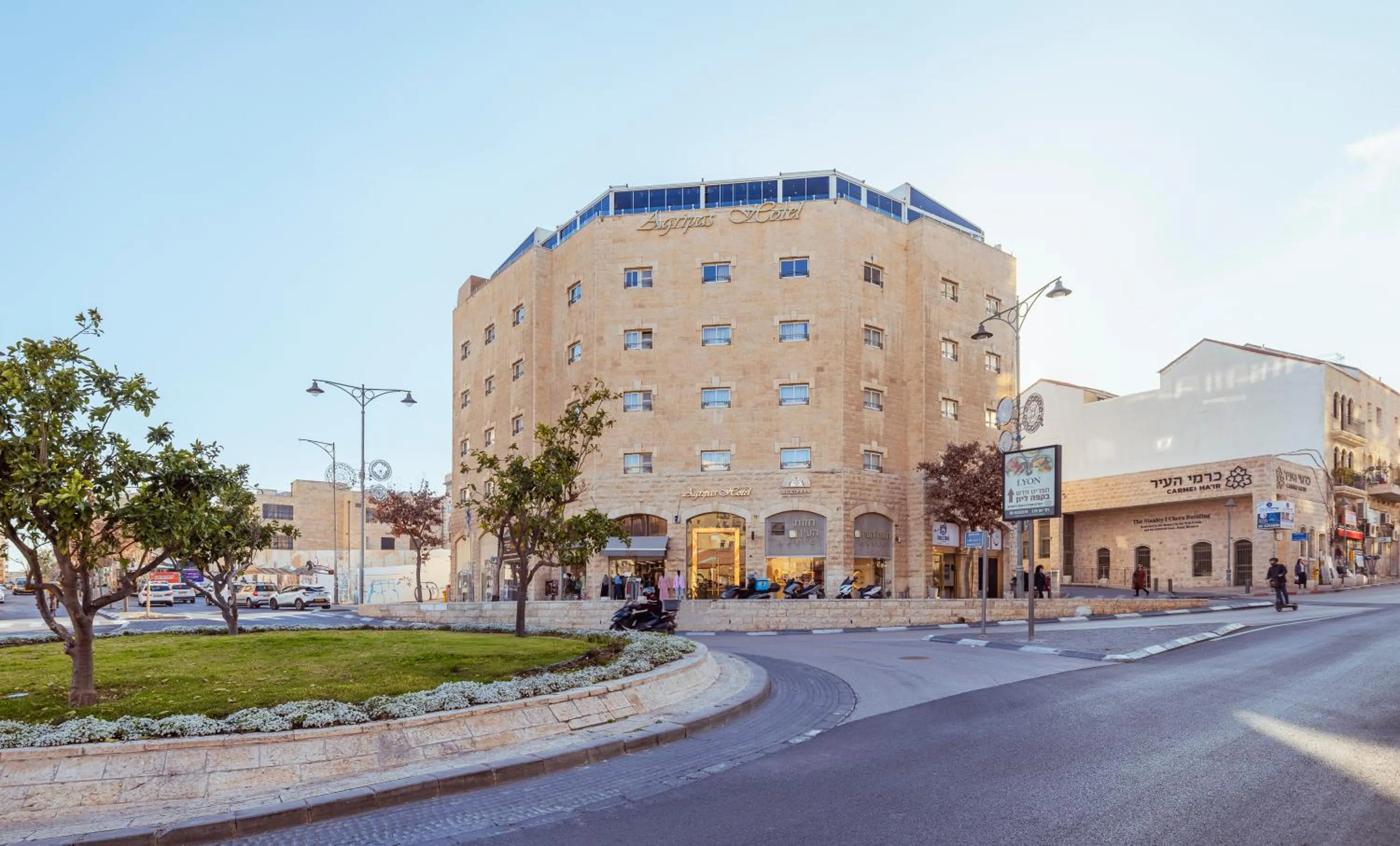 City view in Agripas Boutique Hotel