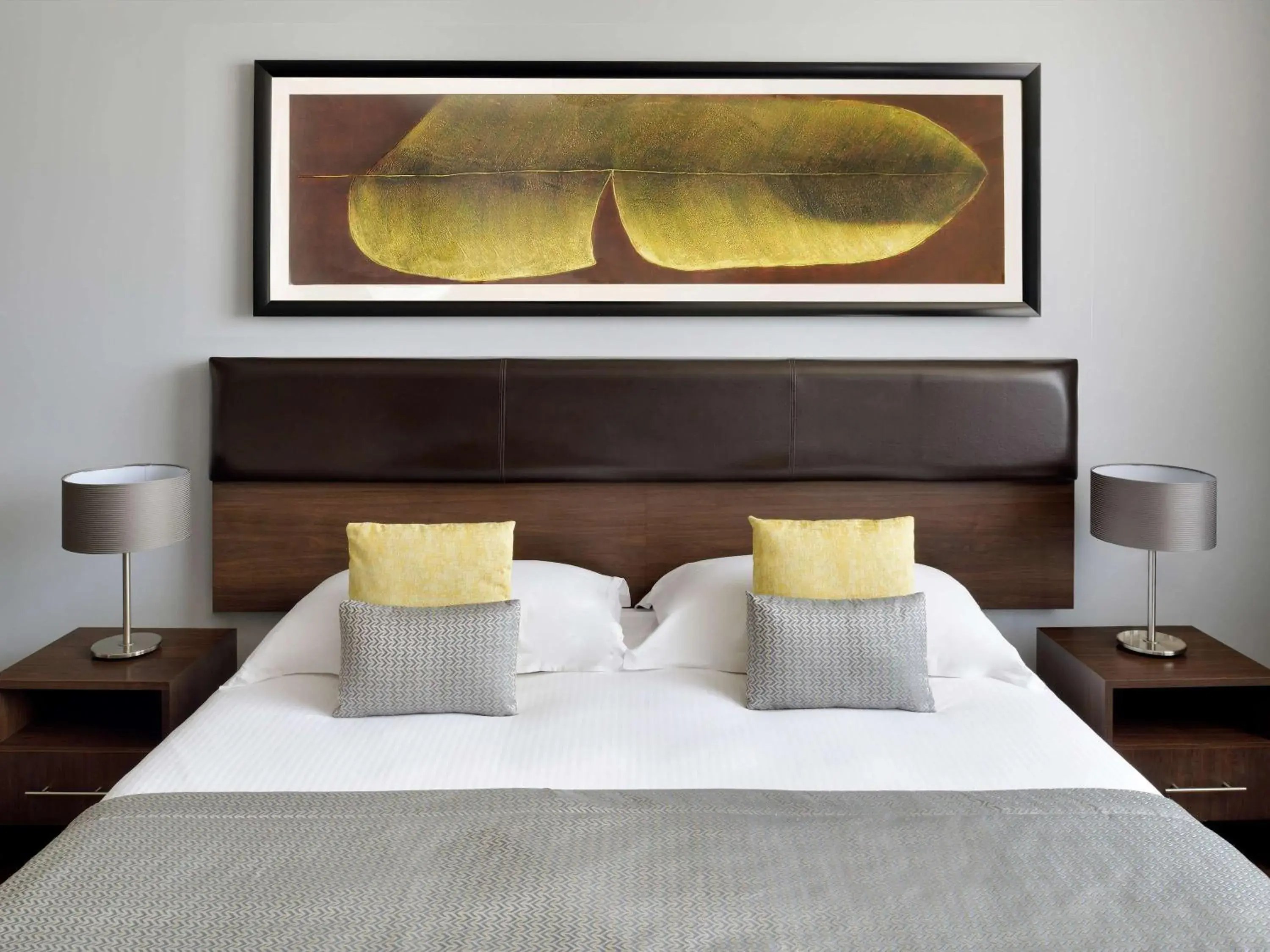 Deluxe King Studio in Mövenpick Hotel Apartments Al Mamzar Dubai Deluxe King Studio in Mövenpick Hotel Apartments Al Mamzar Dubai