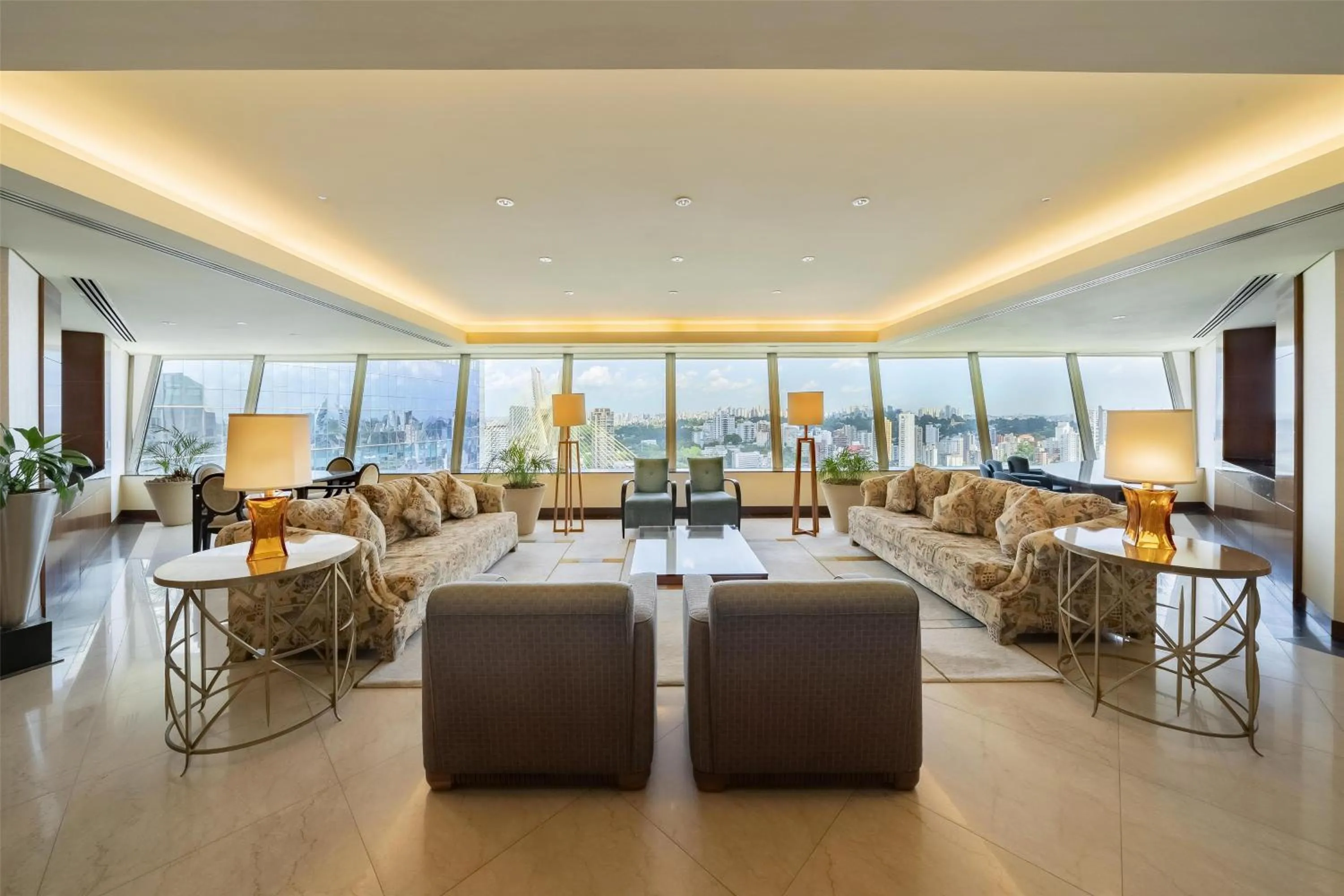 Living room in Hilton Sao Paulo Morumbi
