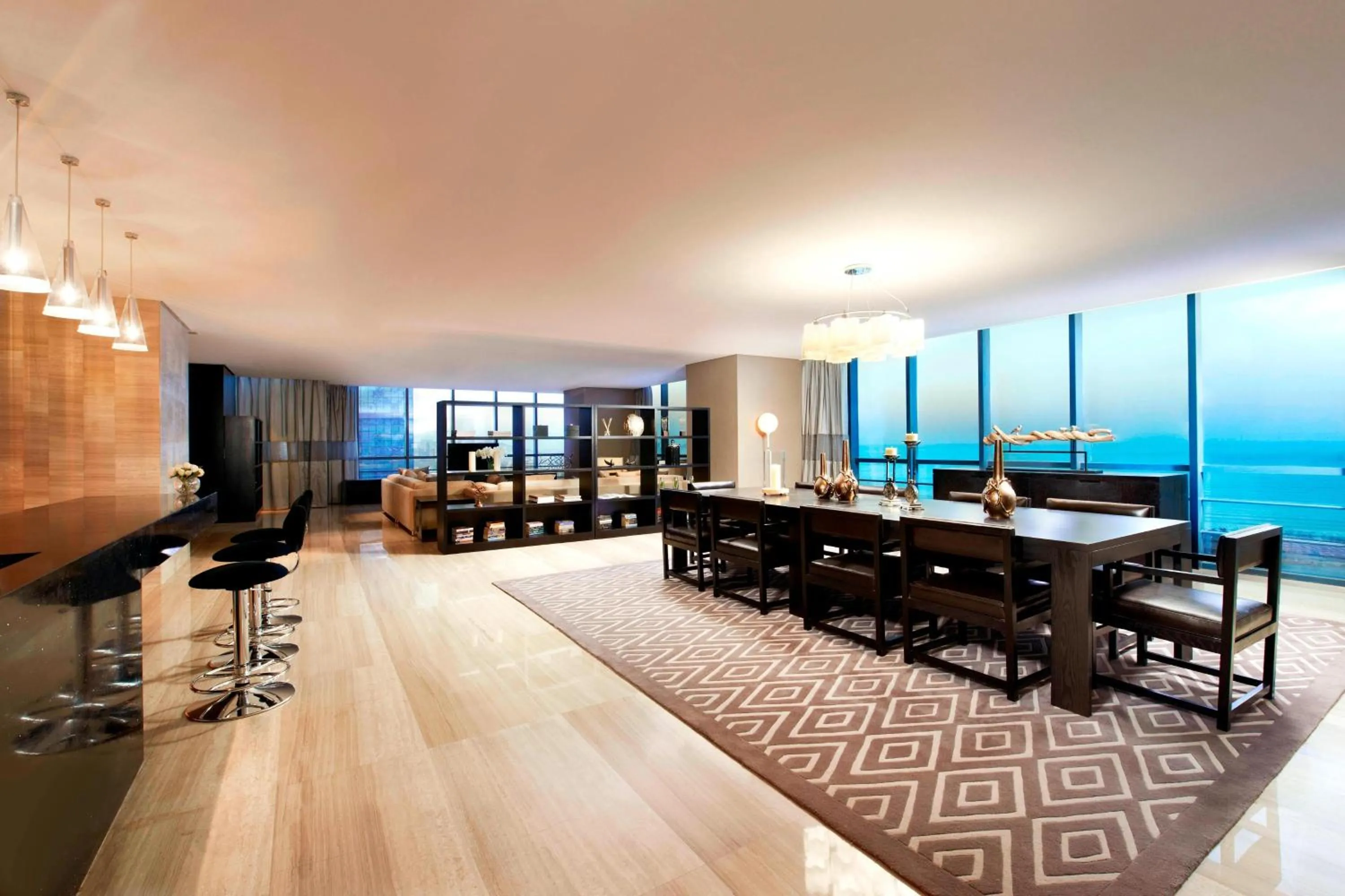 Photo of the whole room in Four Points by Sheraton Qingdao, West Coast
