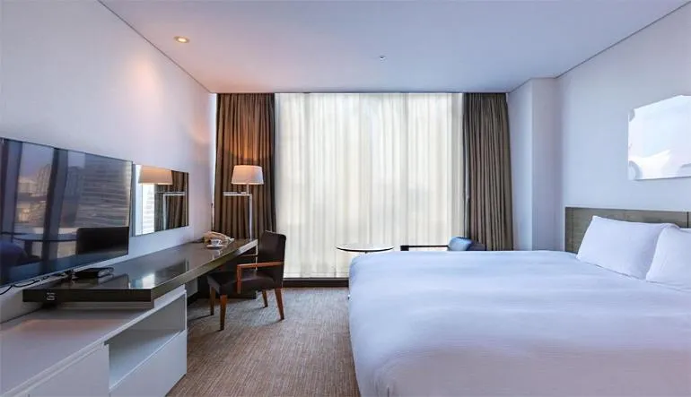 Bed in Orakai Songdo Park Hotel