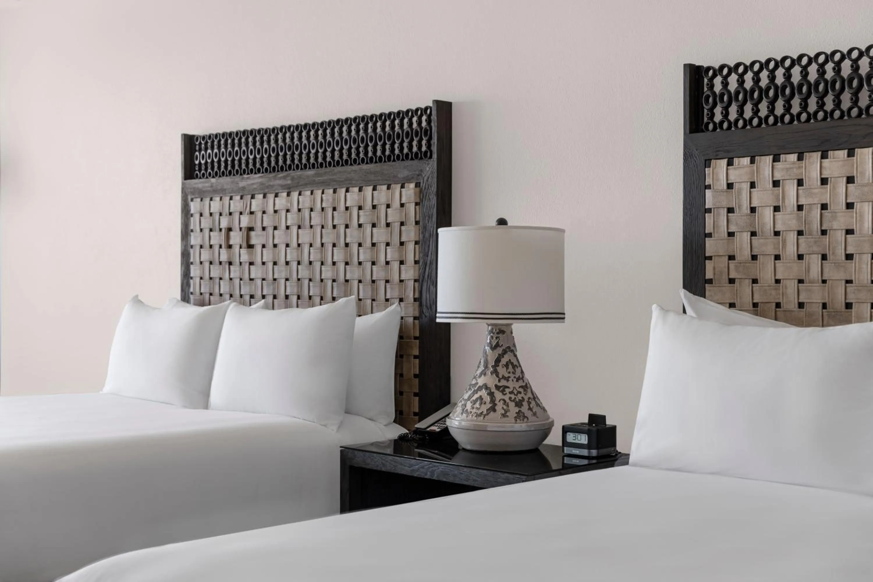 Bedroom, Bed in Hilton Los Cabos