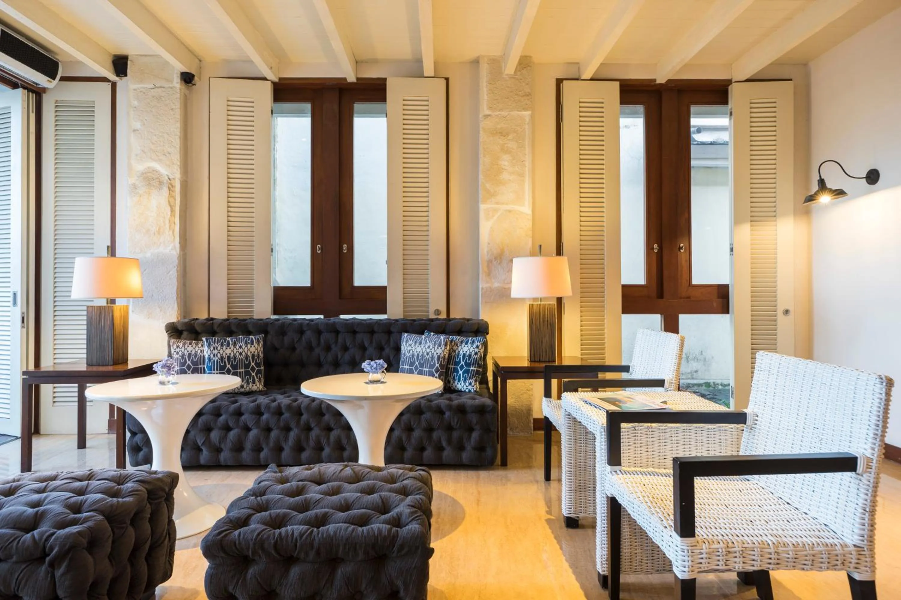 Lobby or reception in Tanaya Bed & Breakfast