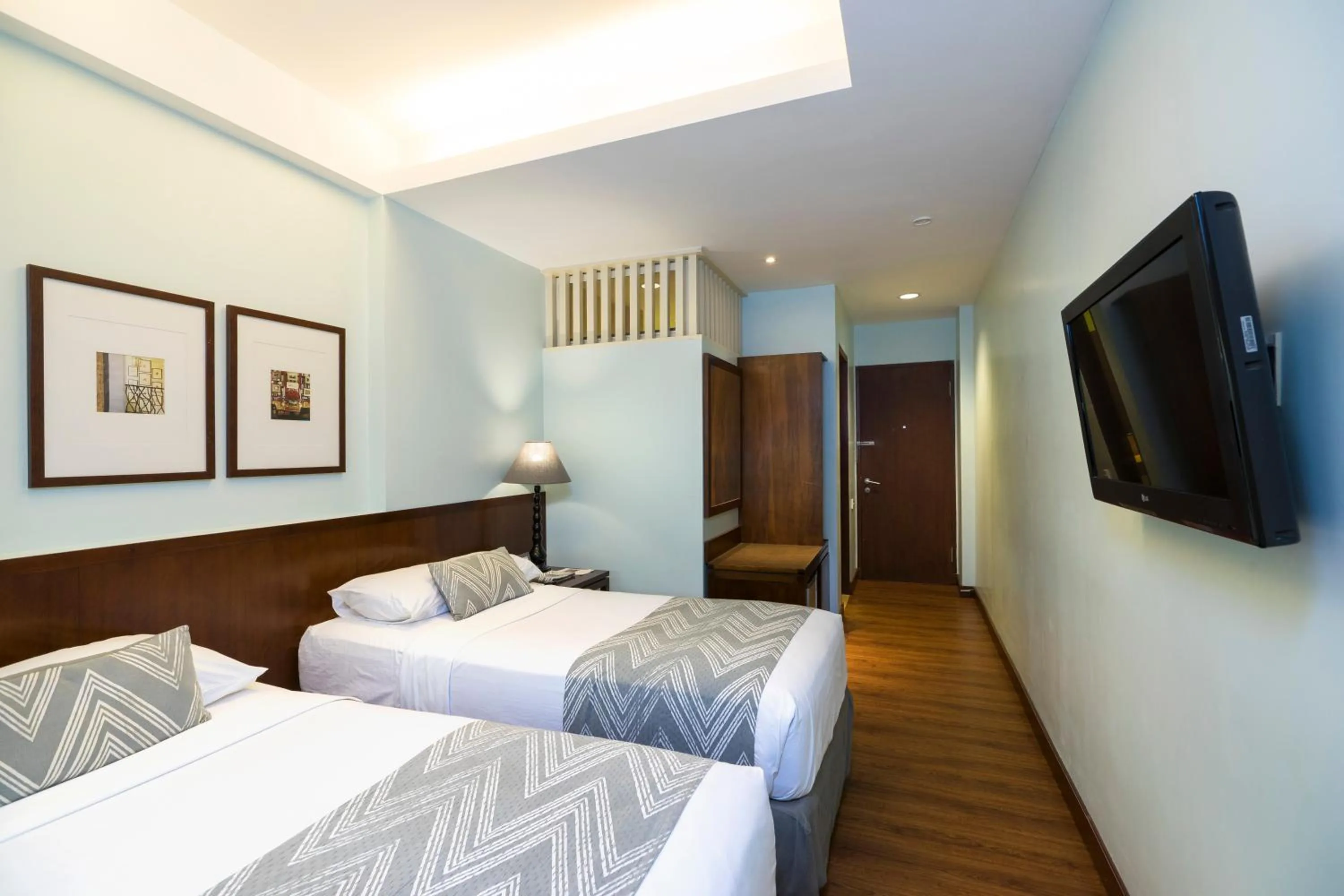 Photo of the whole room, Bed in Tanaya Bed & Breakfast