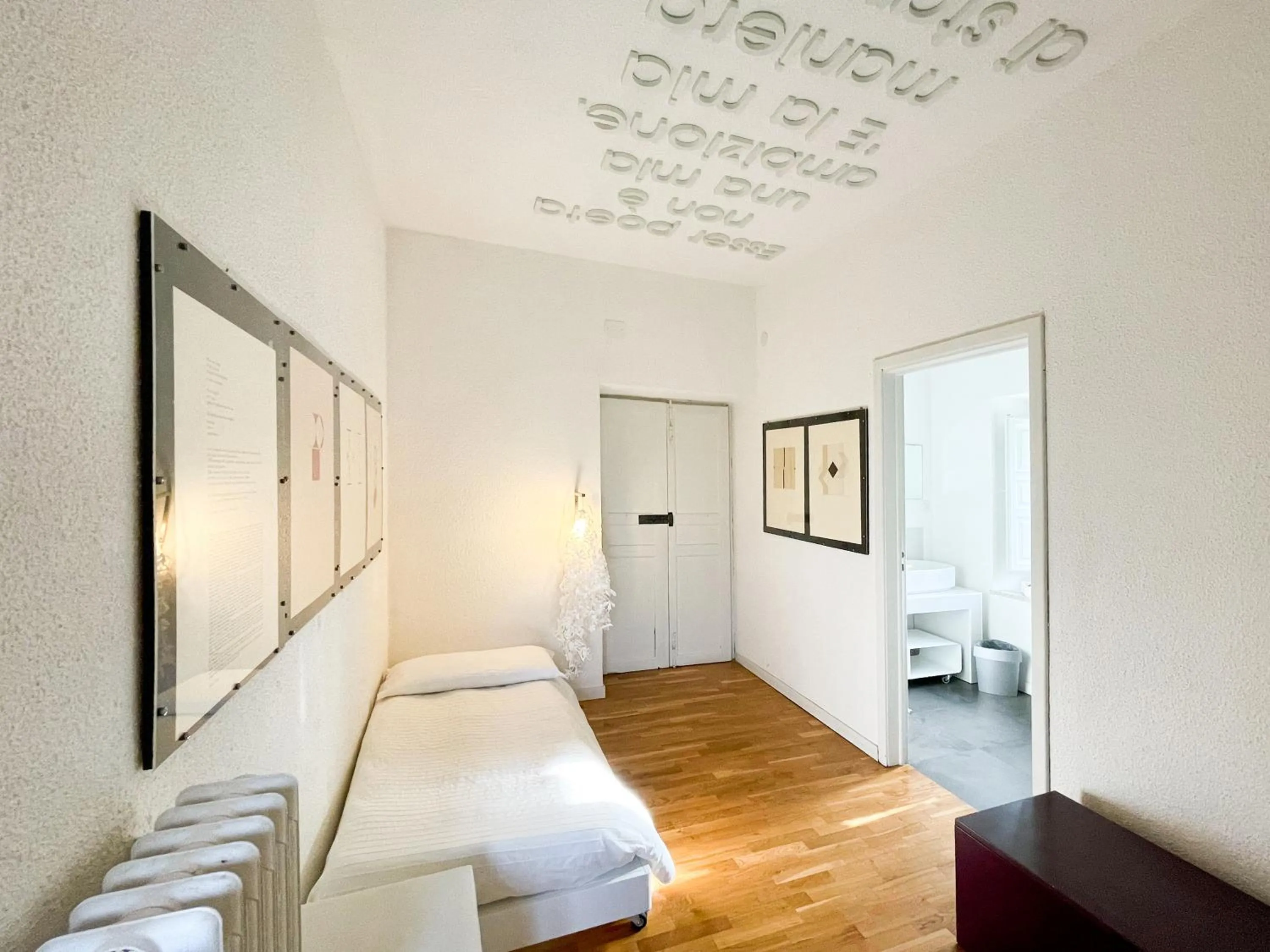 Bedroom, Bed in La Casa del Poeta Enna - Pergusa