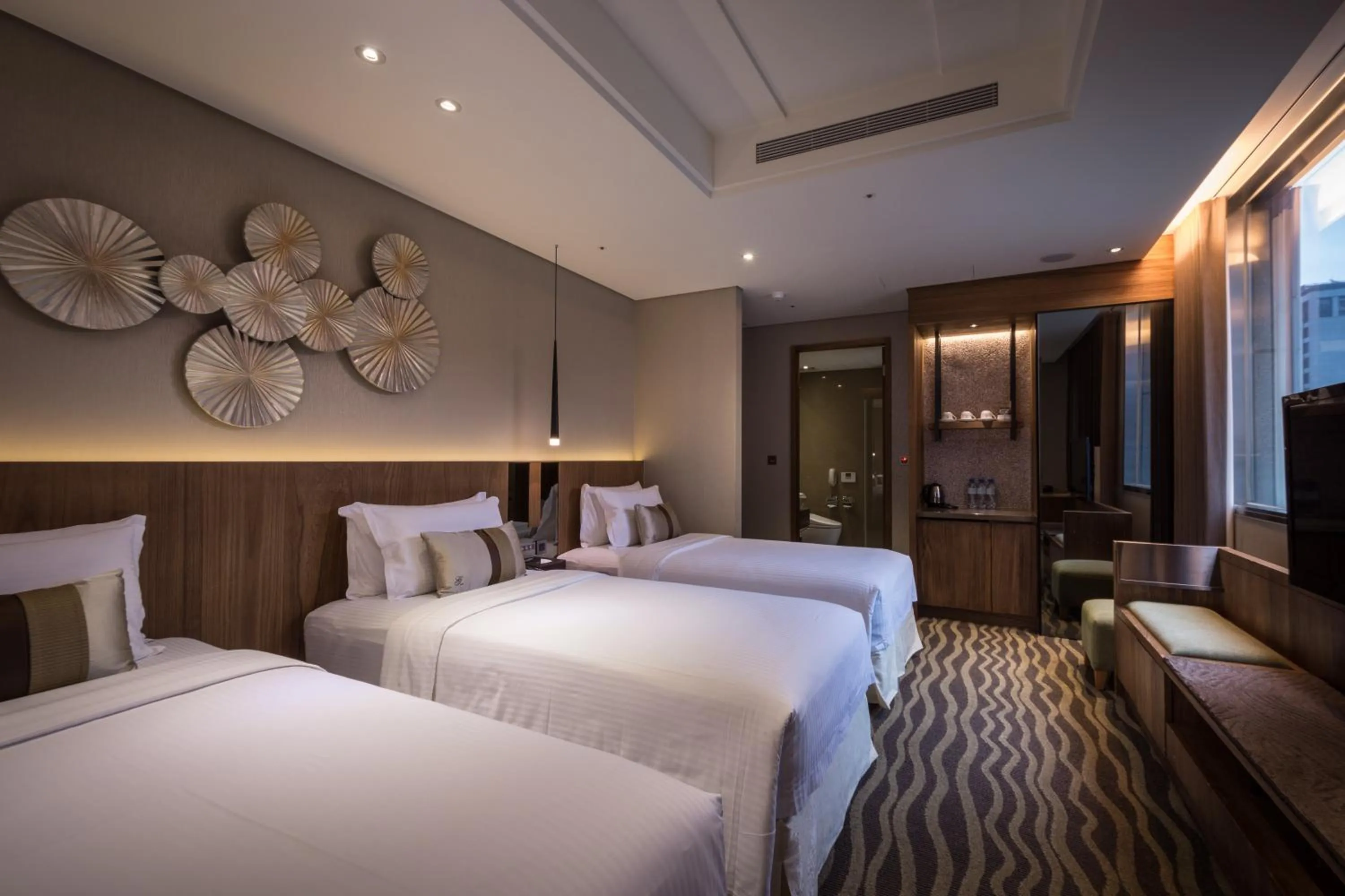 Spring, Bed in Green World JianPei