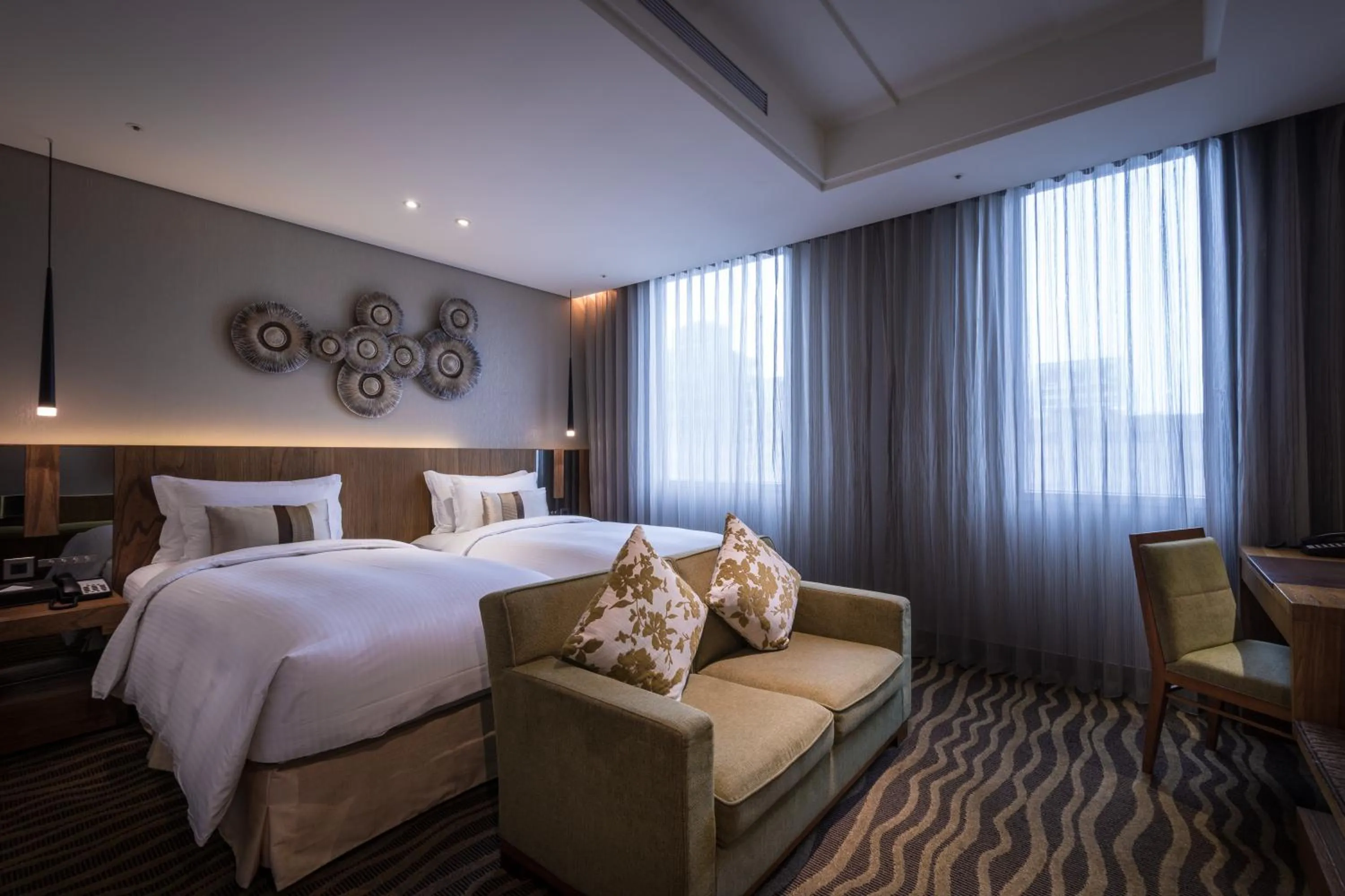 Summer, Bed in Green World JianPei