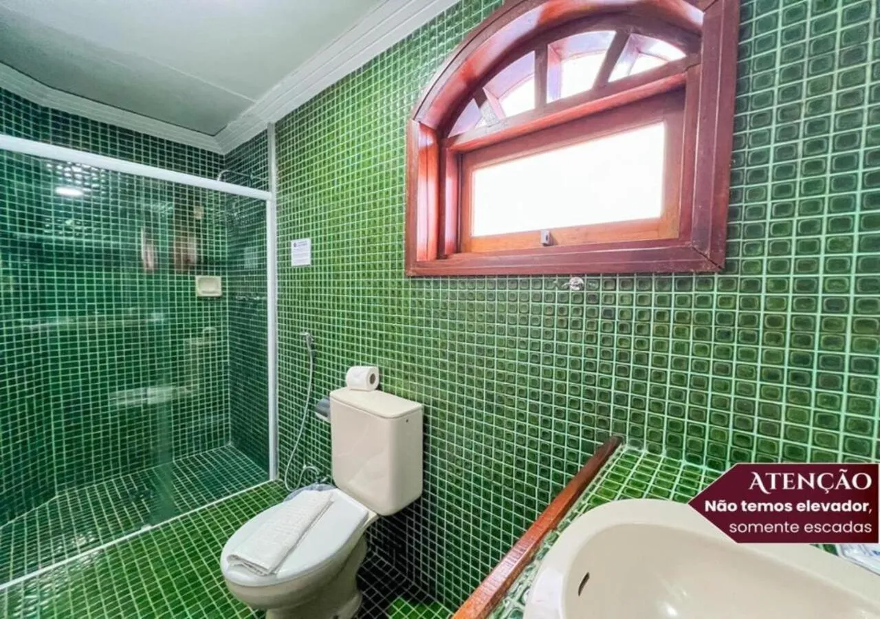 Bathroom in Hotel Euro Suíte Campos do Jordão By Nacional Inn - A 800 metros da Vila Capivari