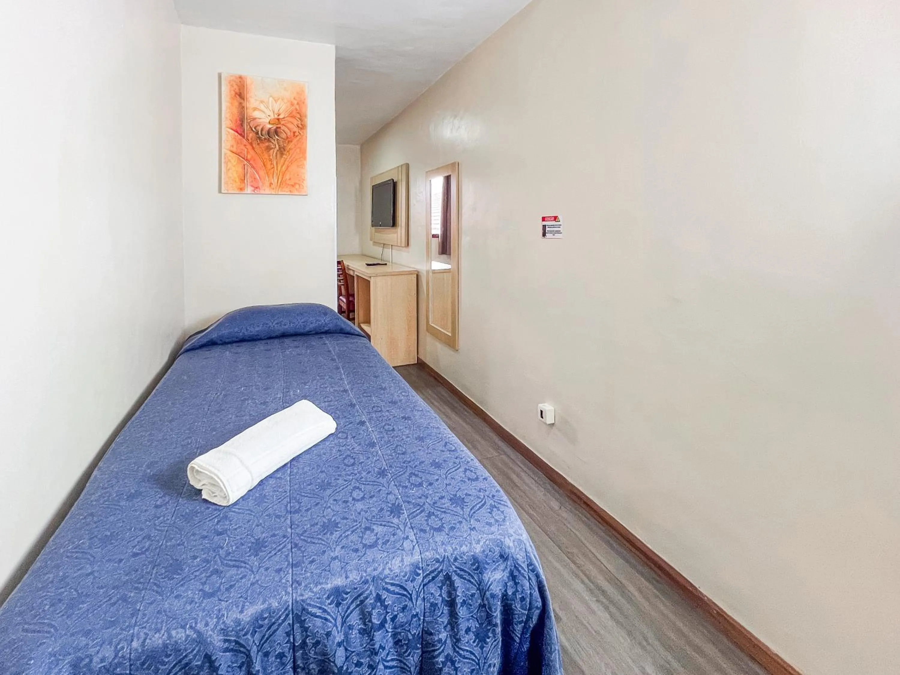 Photo of the whole room, Bed in Hotel Euro Suíte Campos do Jordão By Nacional Inn - A 800 metros da Vila Capivari