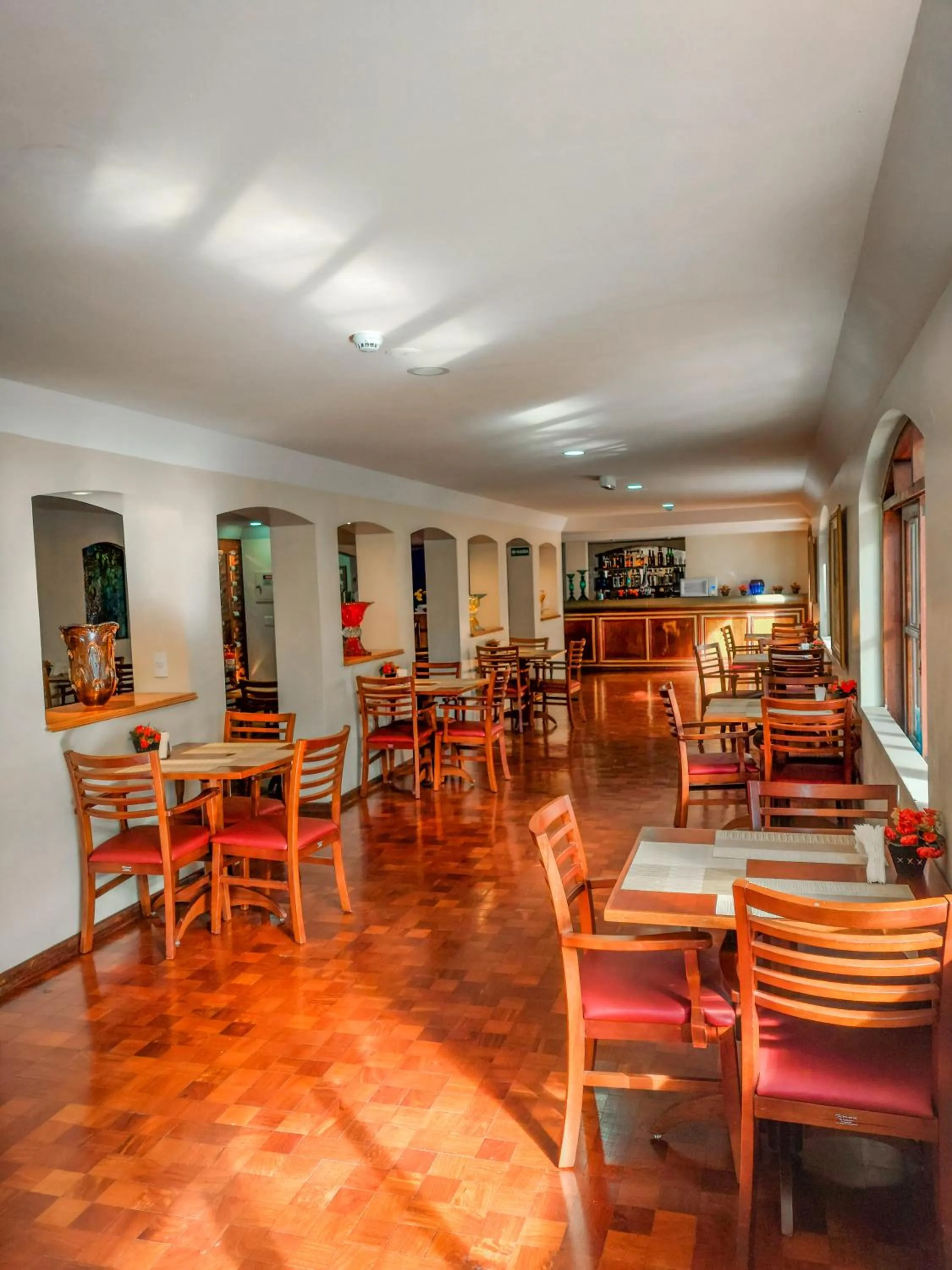 Restaurant/places to eat in Hotel Euro Suíte Campos do Jordão By Nacional Inn - A 800 metros da Vila Capivari