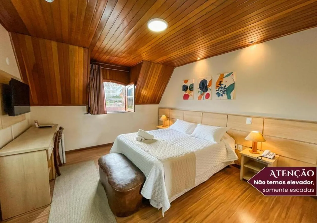 Bedroom, Bed in Hotel Euro Suíte Campos do Jordão By Nacional Inn - A 800 metros da Vila Capivari