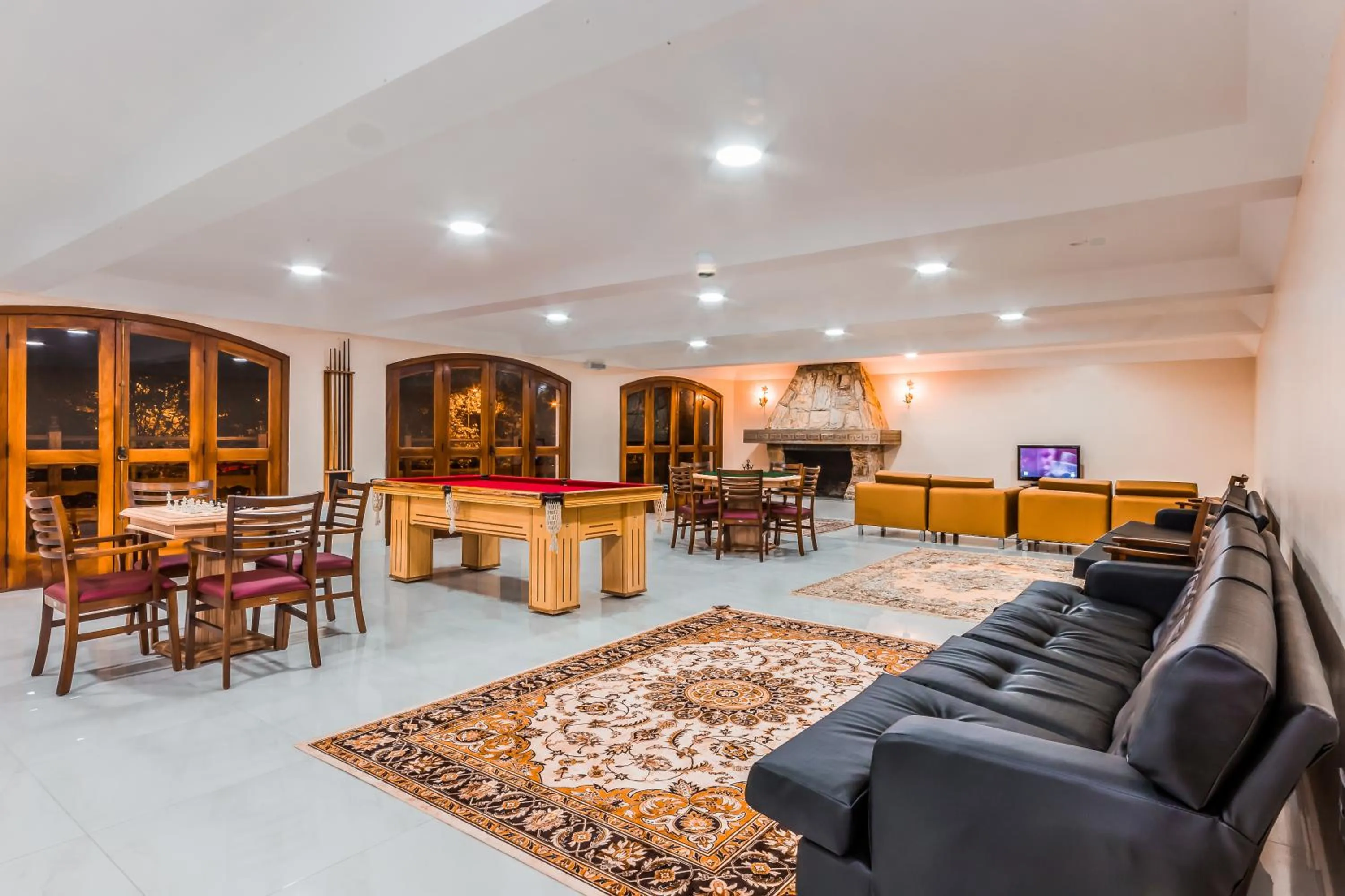 Game Room in Hotel Euro Suíte Campos do Jordão By Nacional Inn - A 800 metros da Vila Capivari