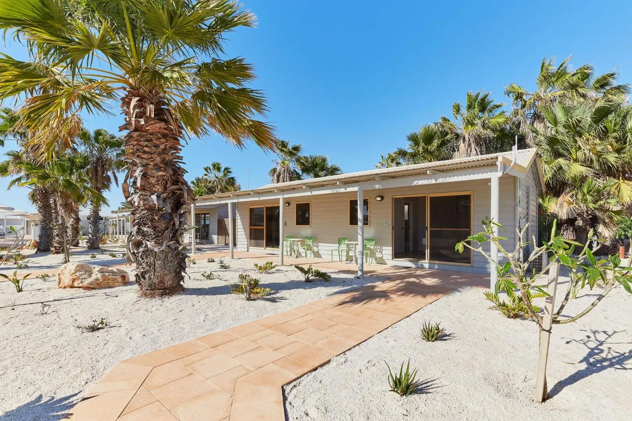 Garden View Room in RAC Monkey Mia Dolphin Resort Garden View Room in RAC Monkey Mia Dolphin Resort