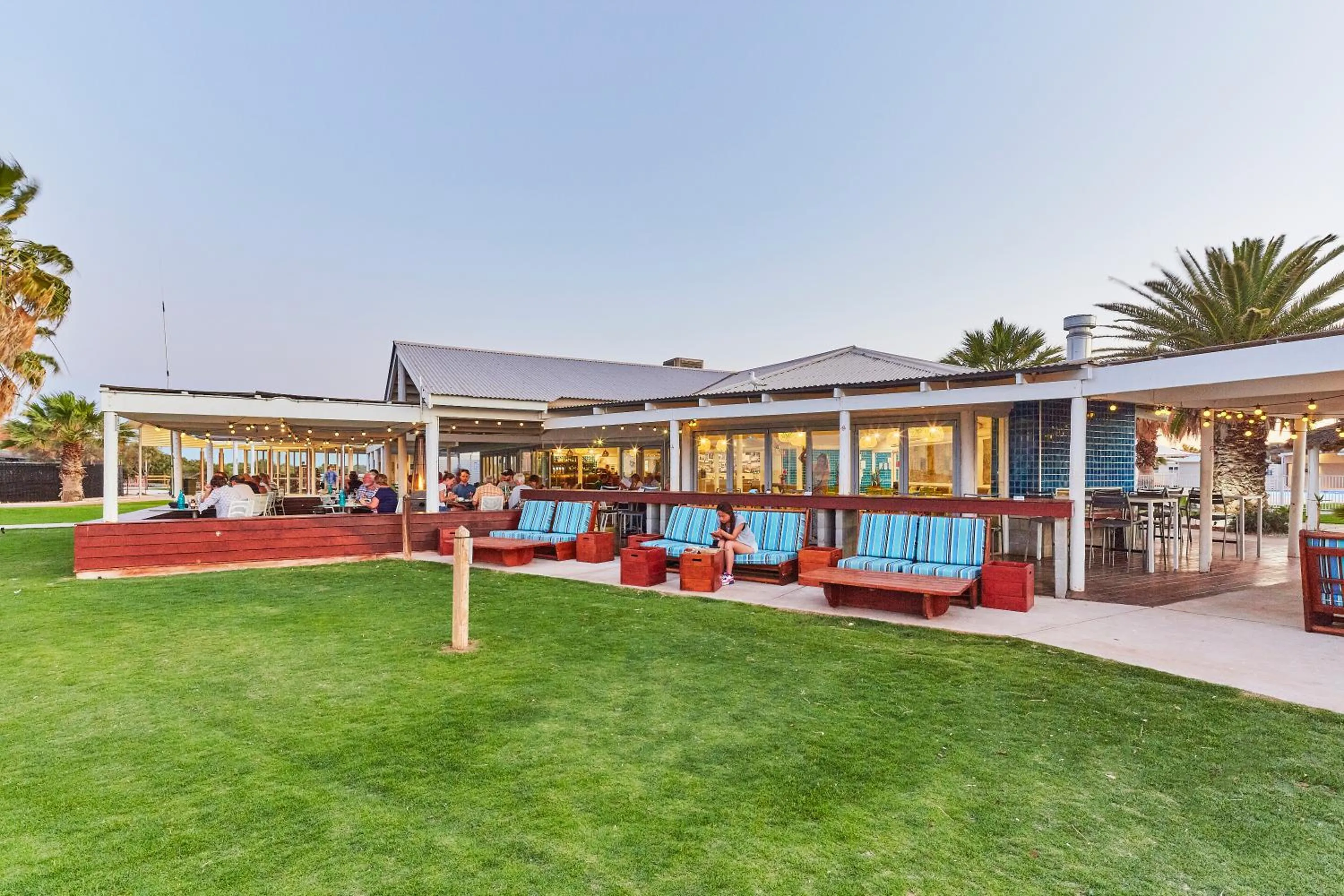 Restaurant/places to eat in RAC Monkey Mia Dolphin Resort