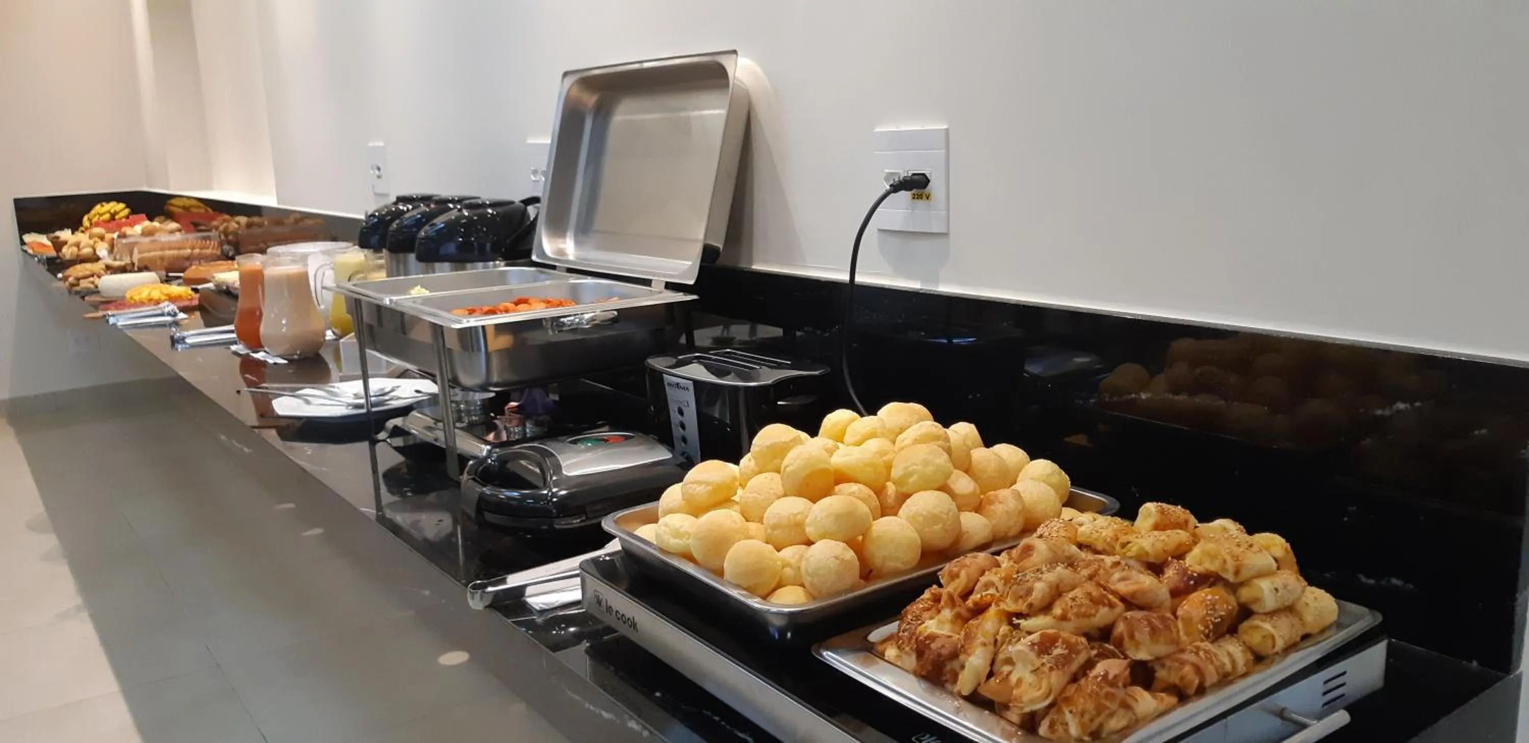 Breakfast in Ipê Palace Hotel