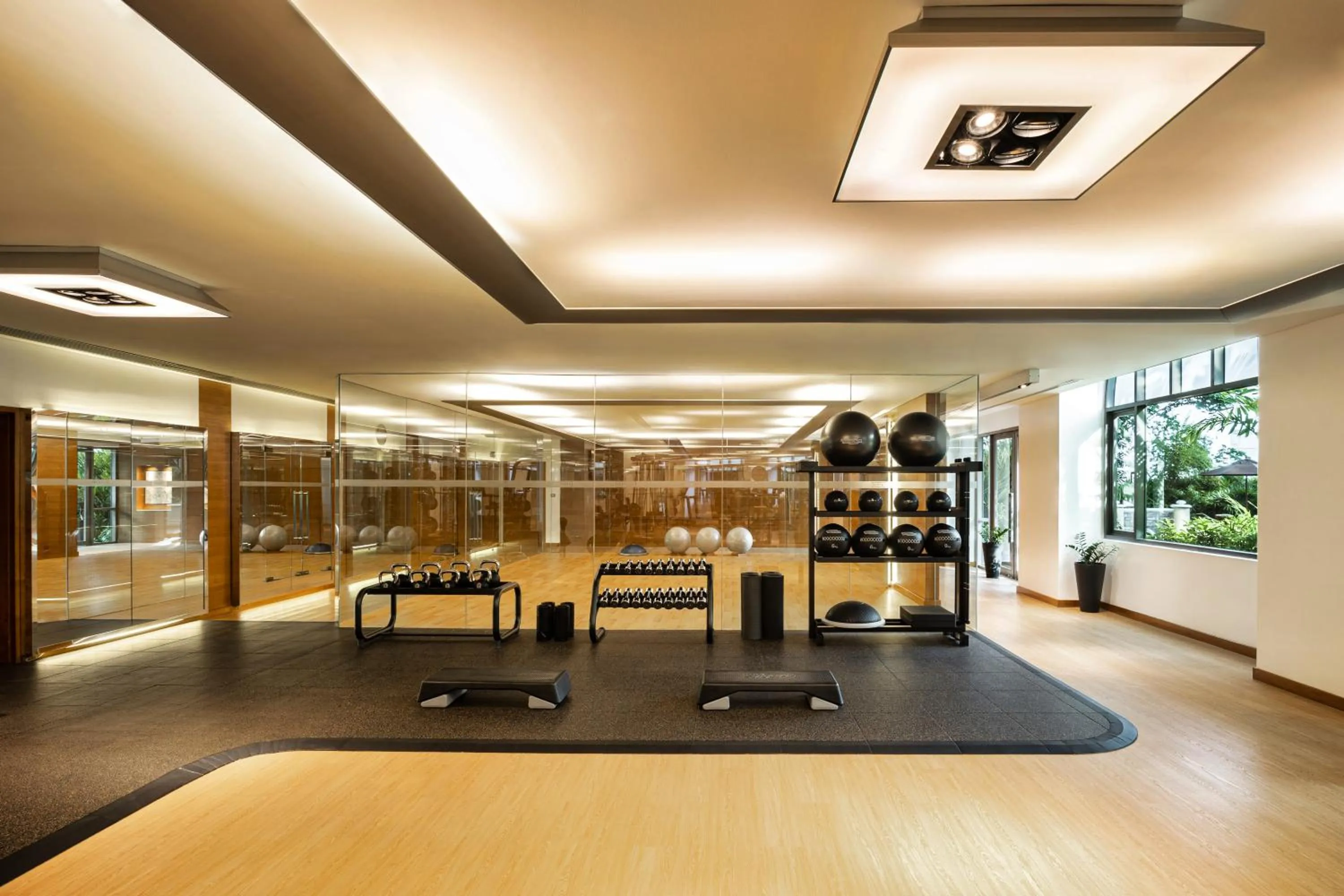 Fitness centre/facilities in Conrad Bangkok Residences
