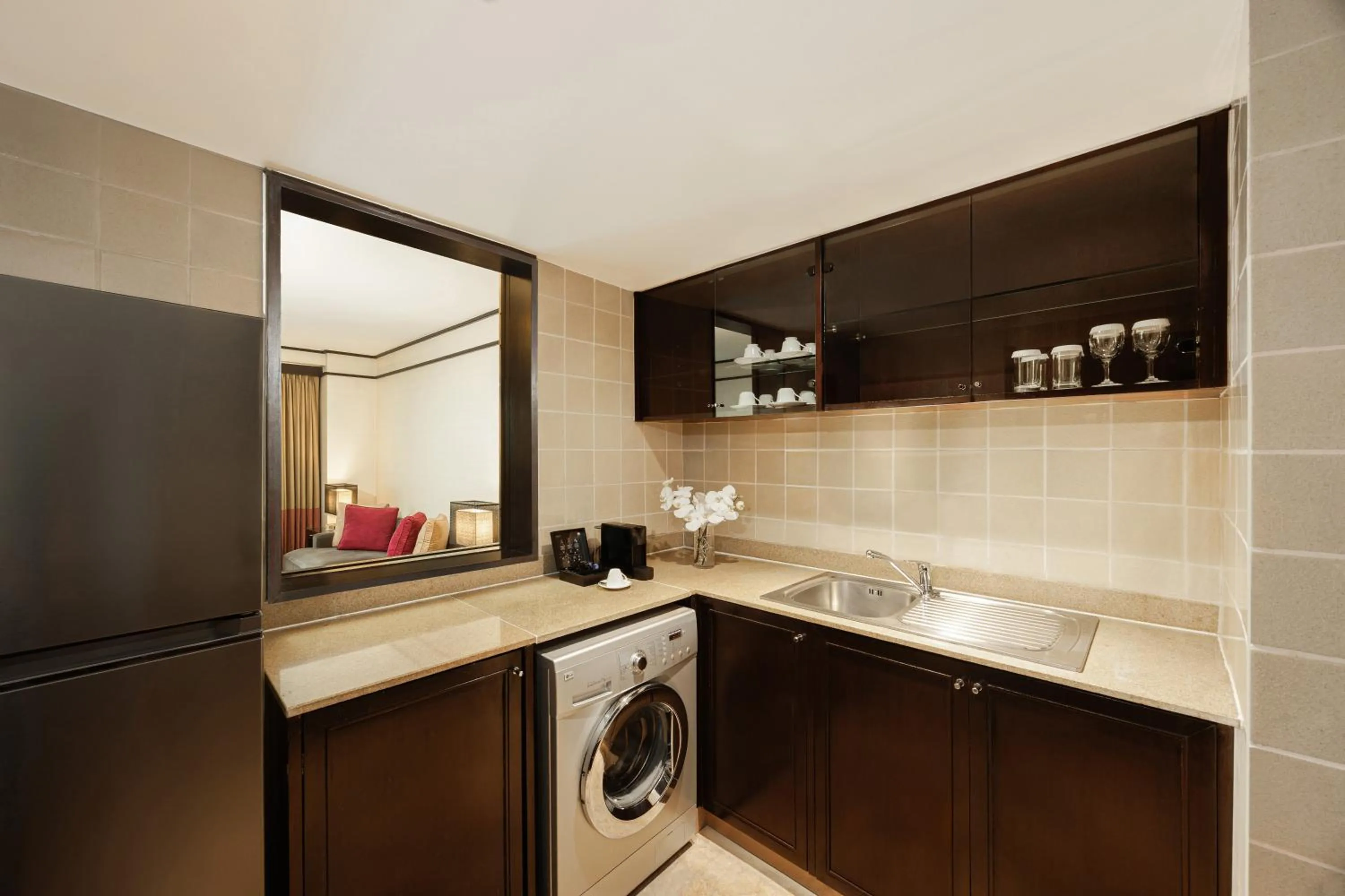 Kitchen or kitchenette in Conrad Bangkok Residences