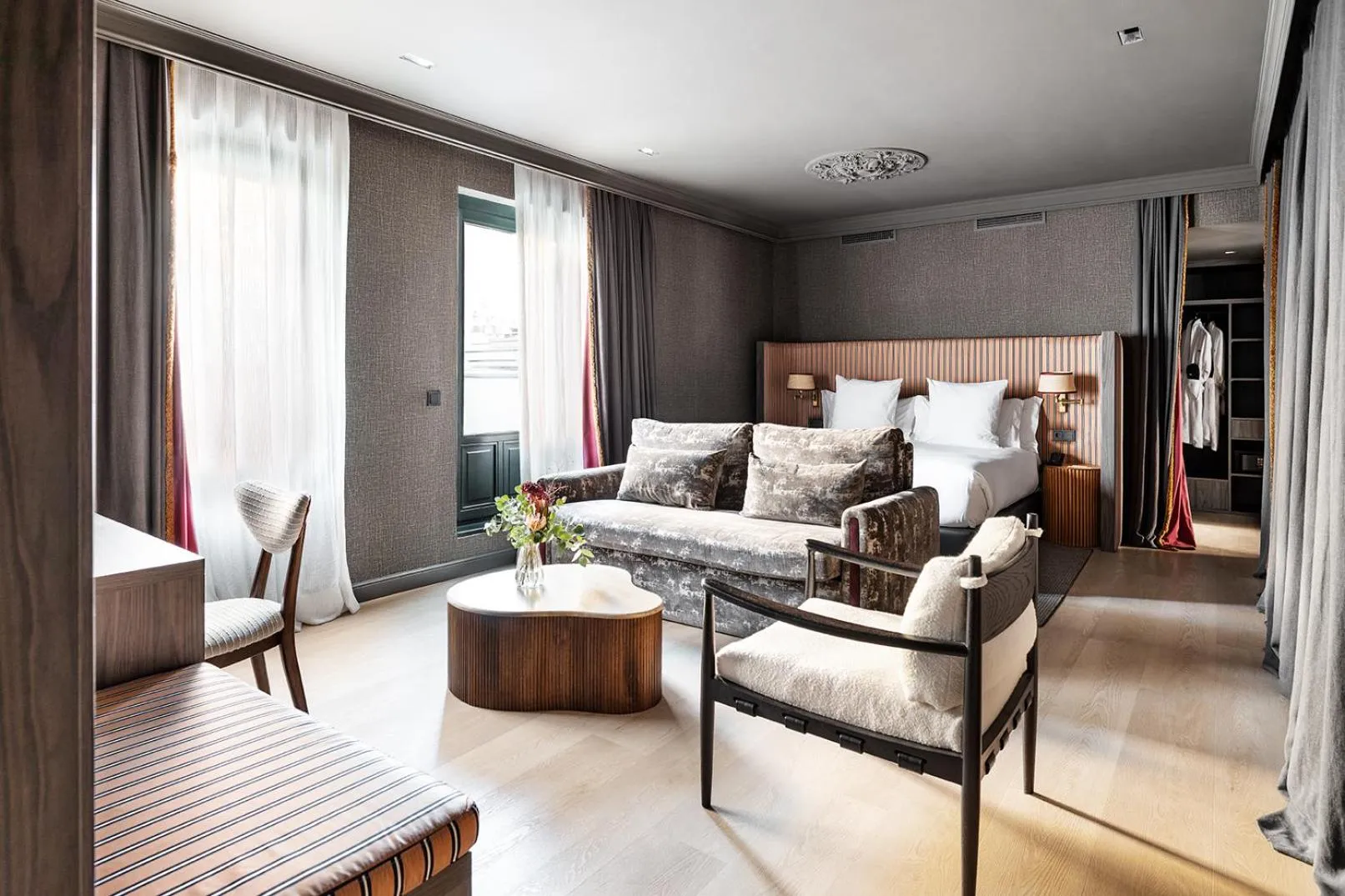 Bed in One Shot Luchana