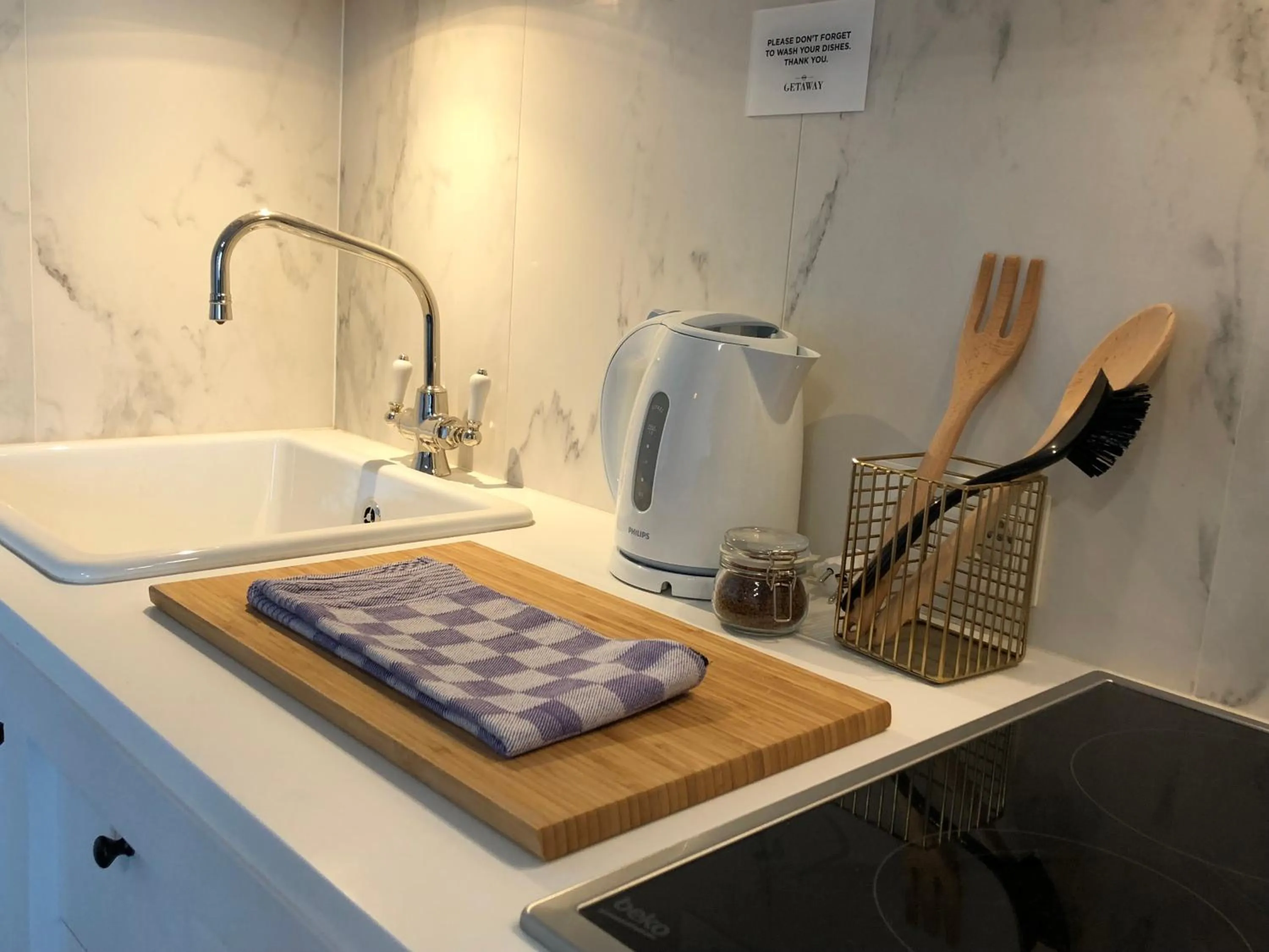 Kitchen or kitchenette in Getaway Oostende