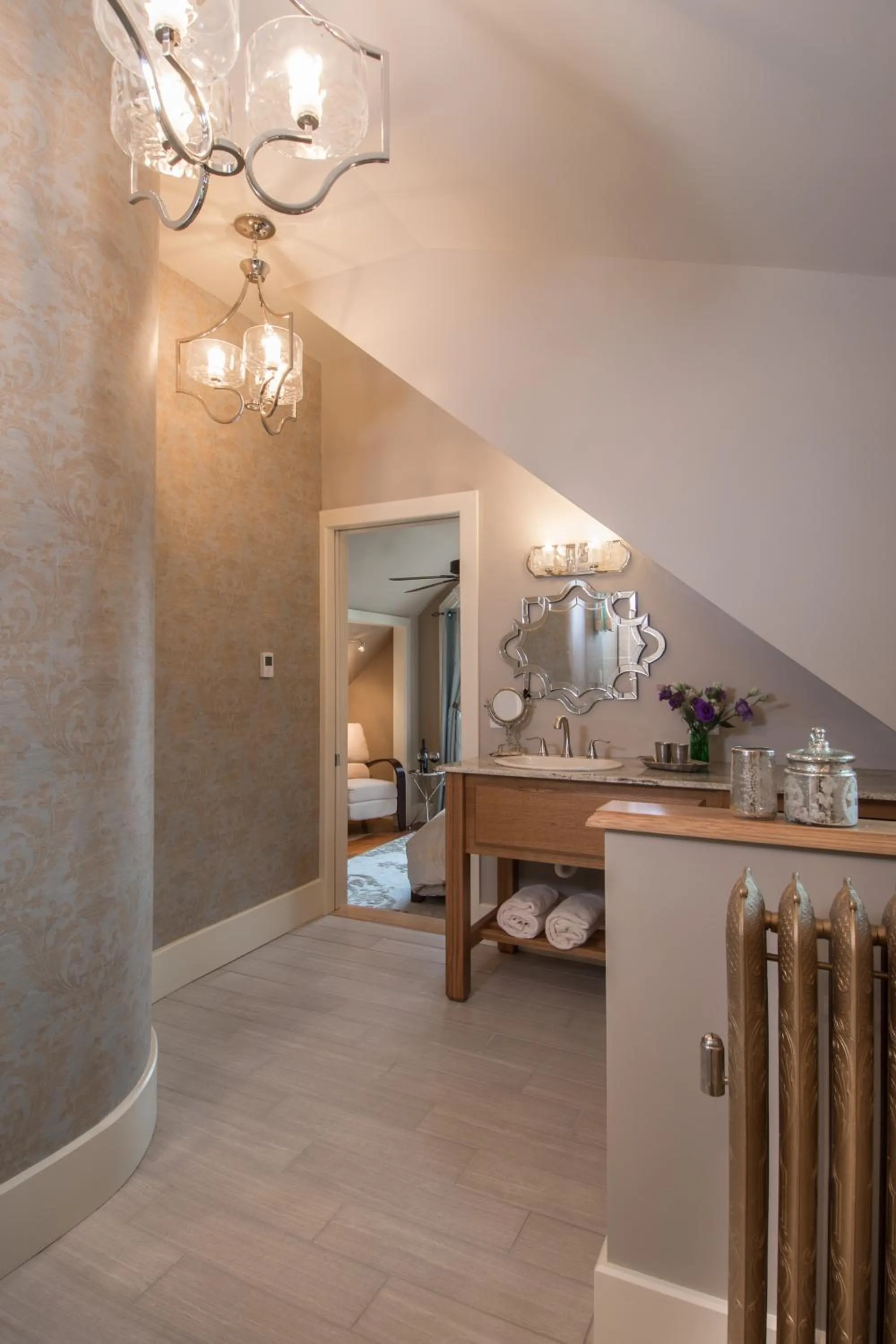 Bathroom in Gothic Eves Inn and Spa Bed and Breakfast