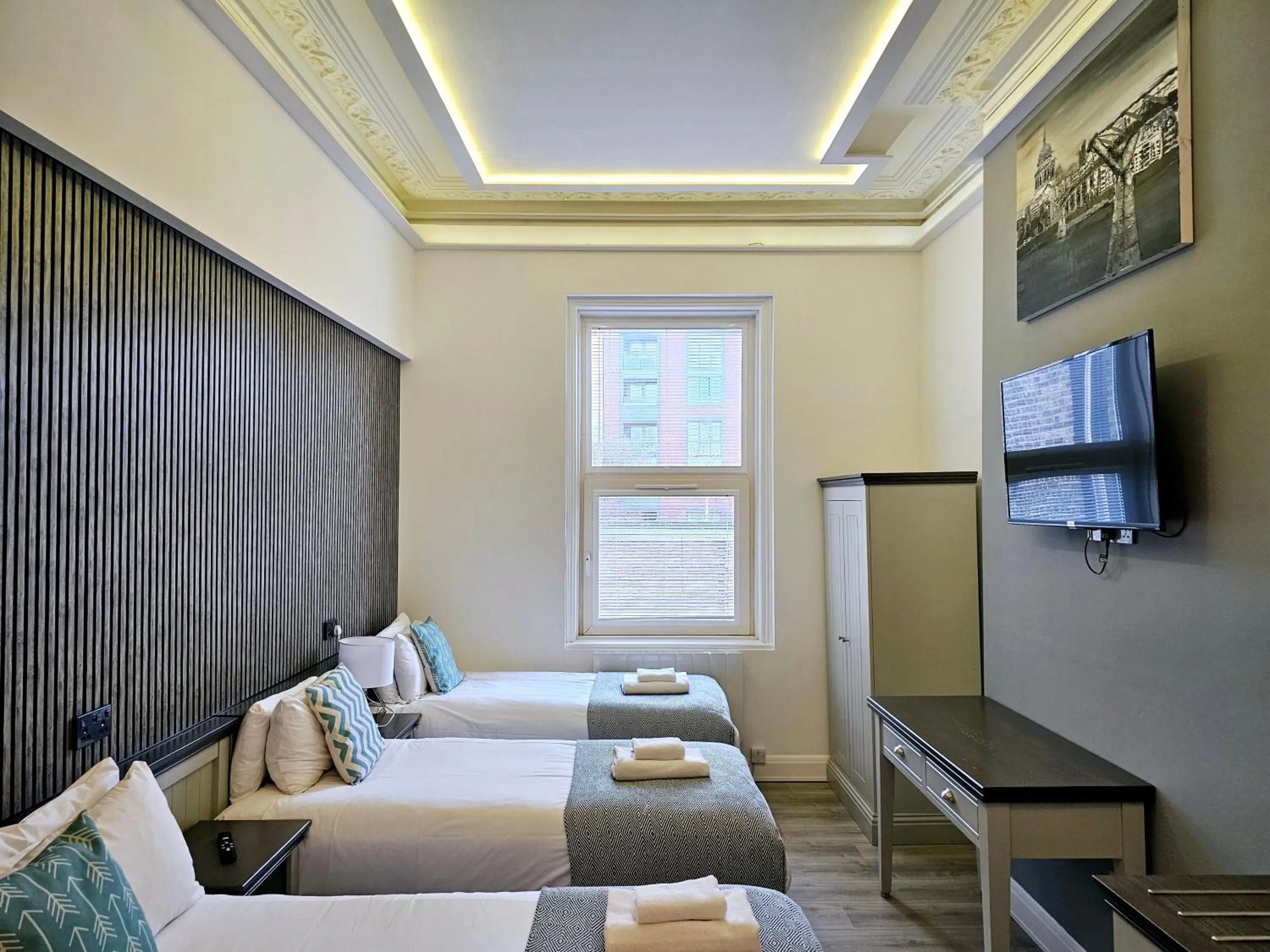 View (from property/room), Bed in London Stay Apartments