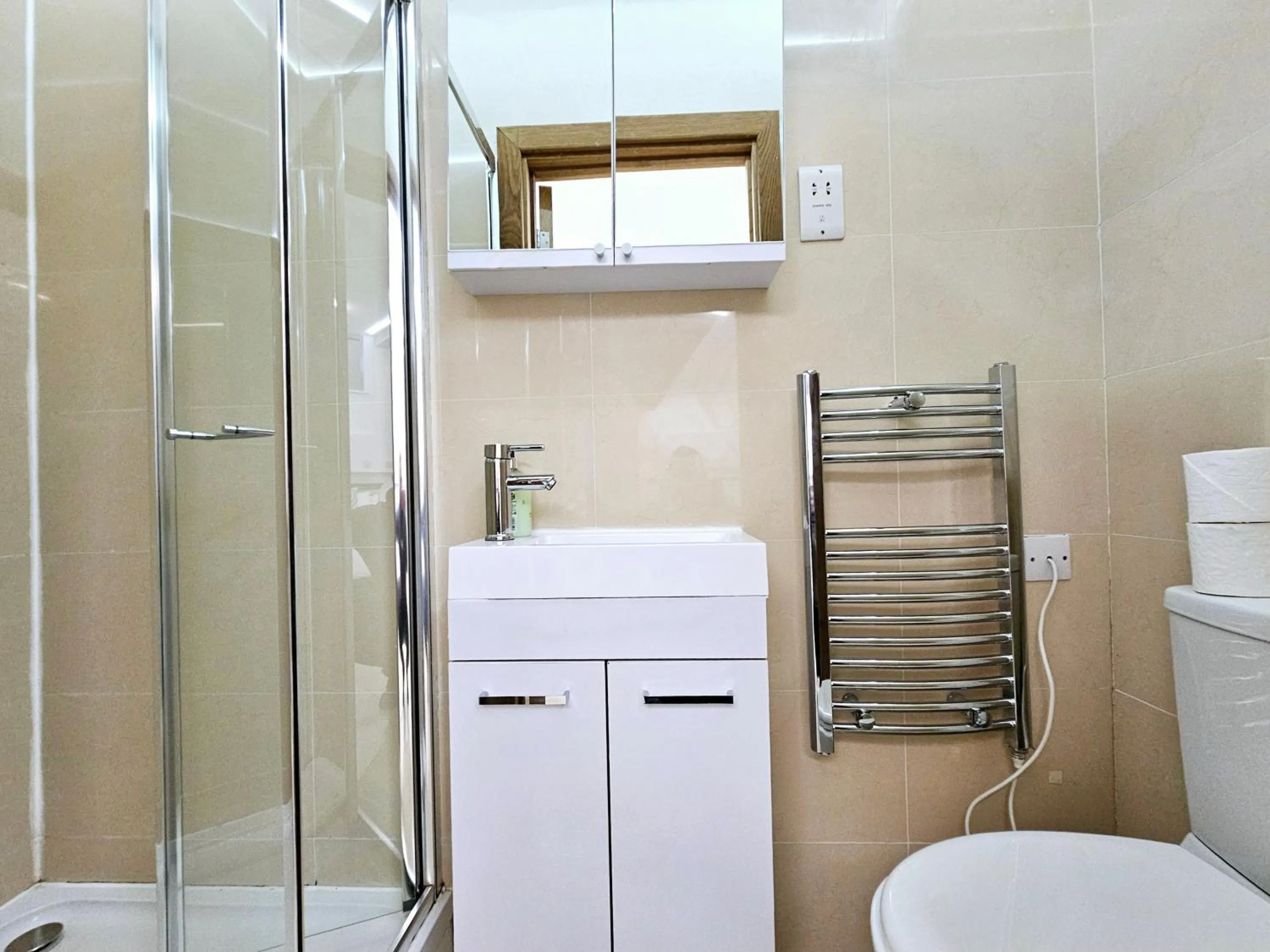 Bathroom in London Stay Apartments