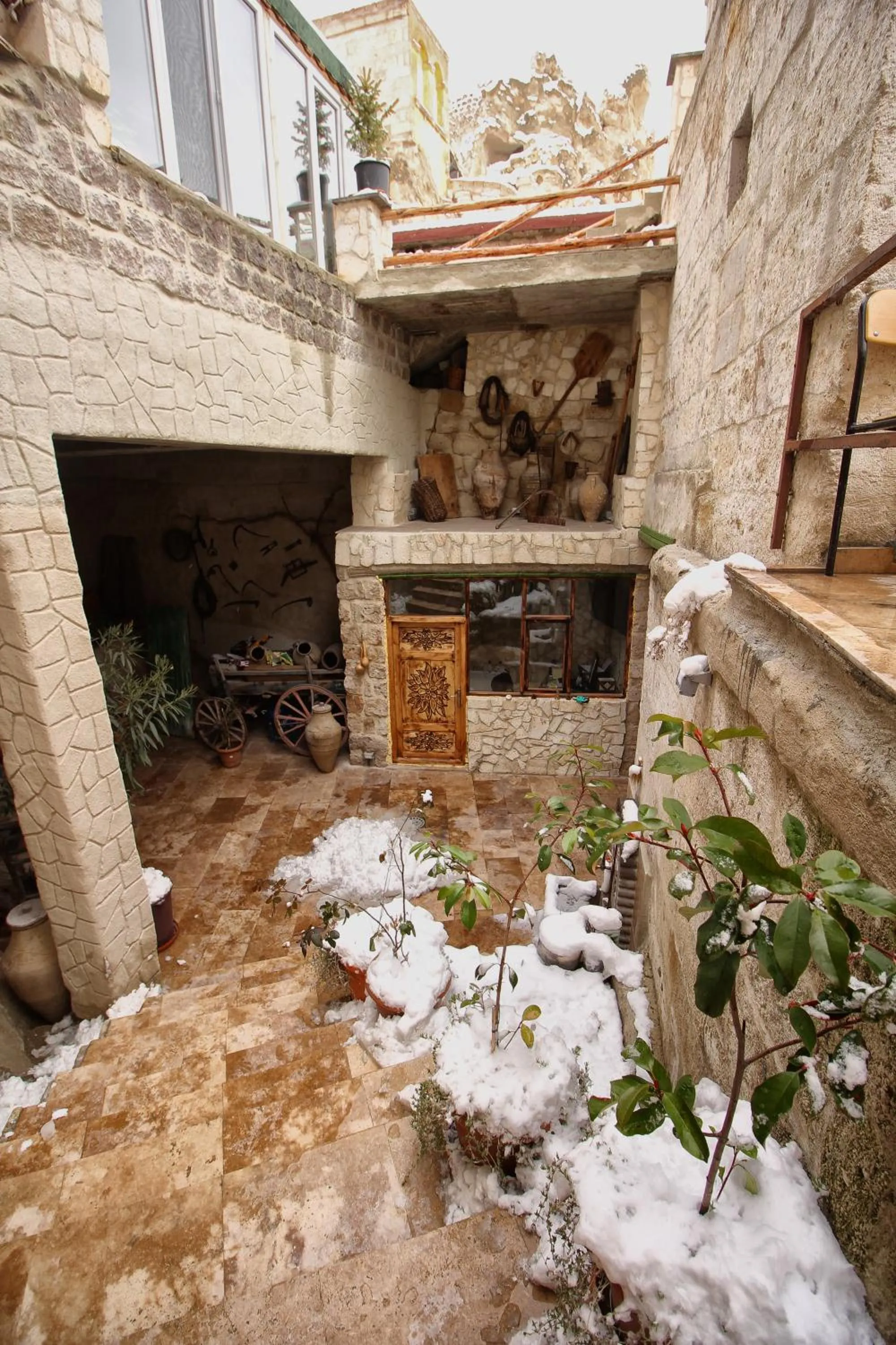 Living room in Cappadocia Ennar Cave Swimming Pool Hot & SPA