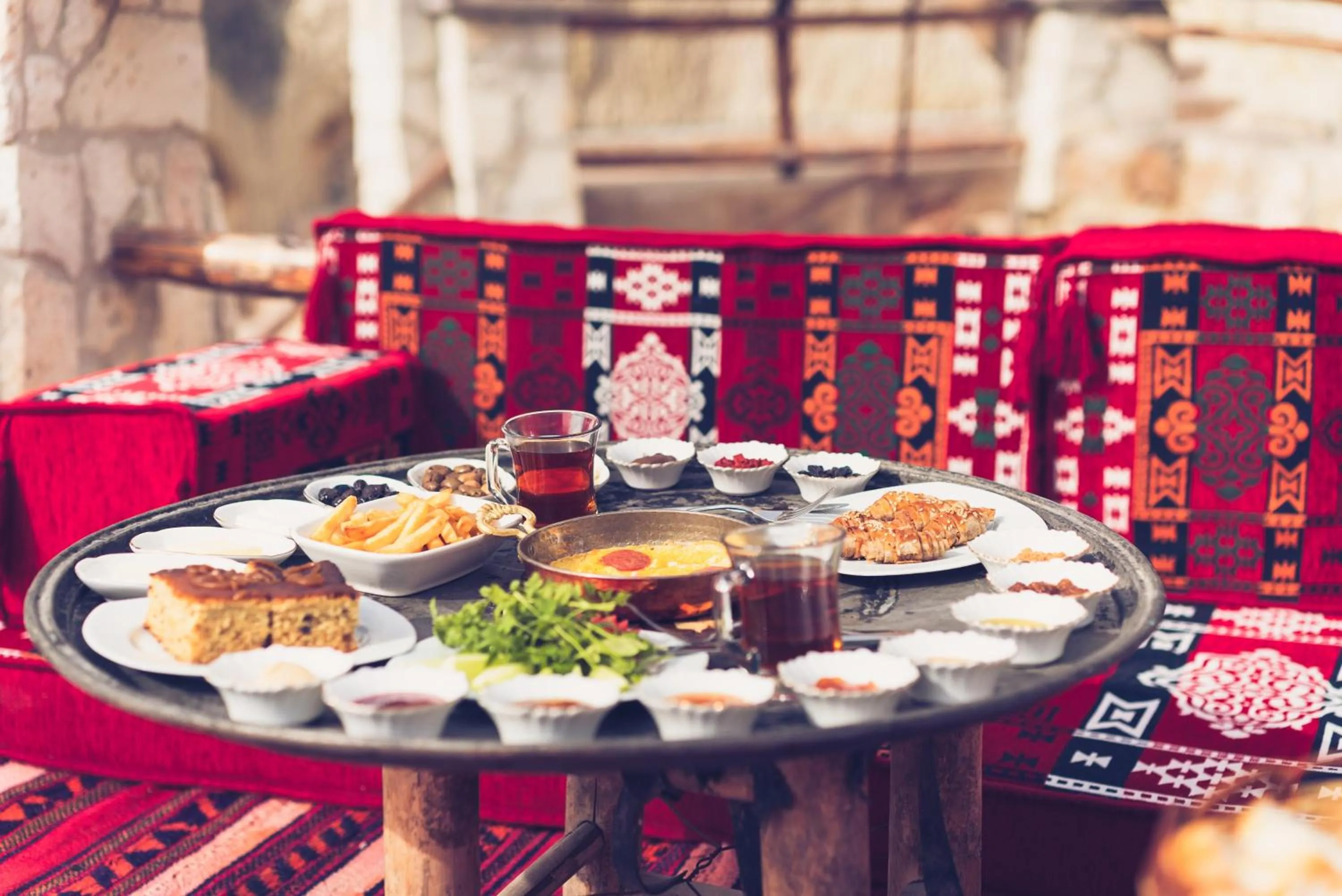 Food and drinks in Cappadocia Ennar Cave Swimming Pool Hot & SPA