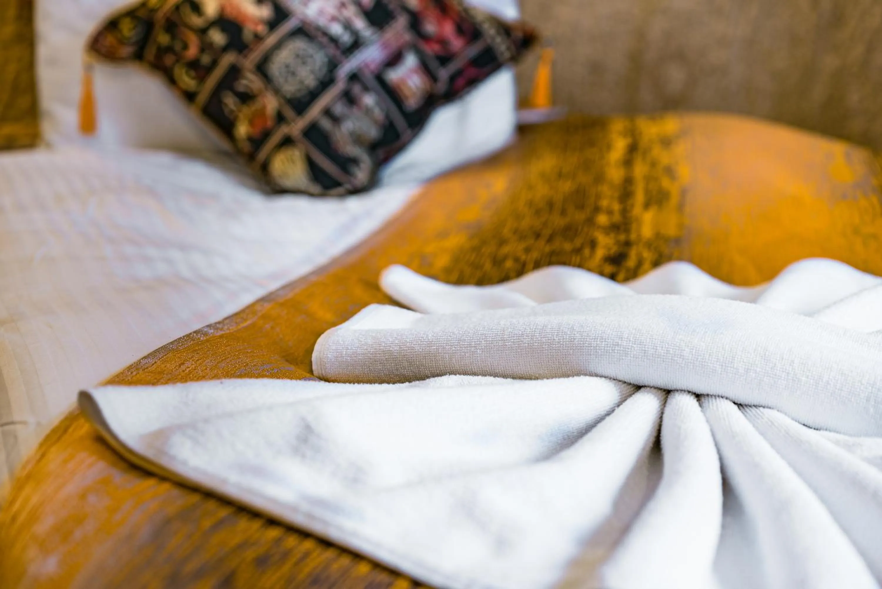 Decorative detail, Bed in Cappadocia Ennar Cave Swimming Pool Hot & SPA