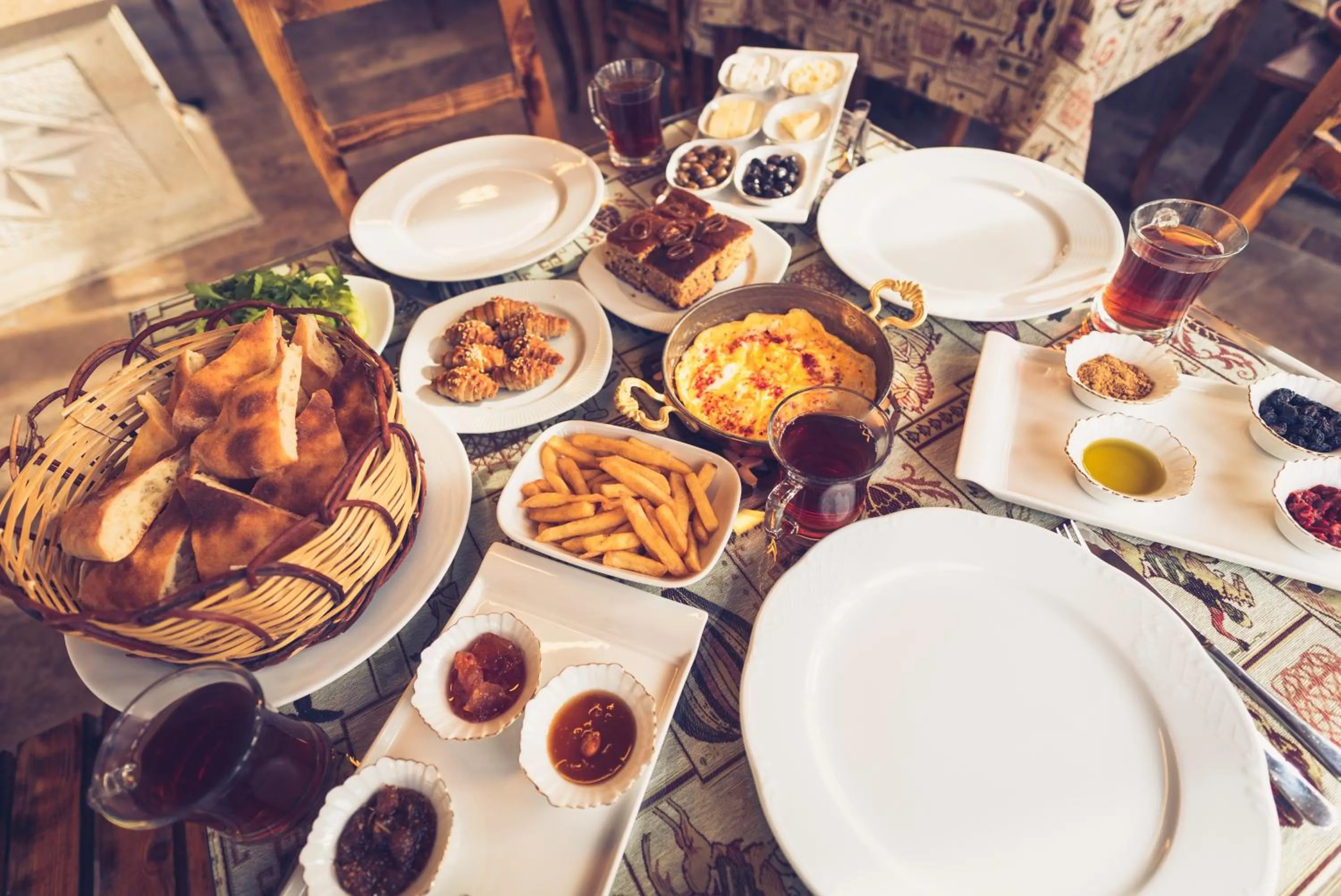 Restaurant/places to eat in Cappadocia Ennar Cave Swimming Pool Hot & SPA