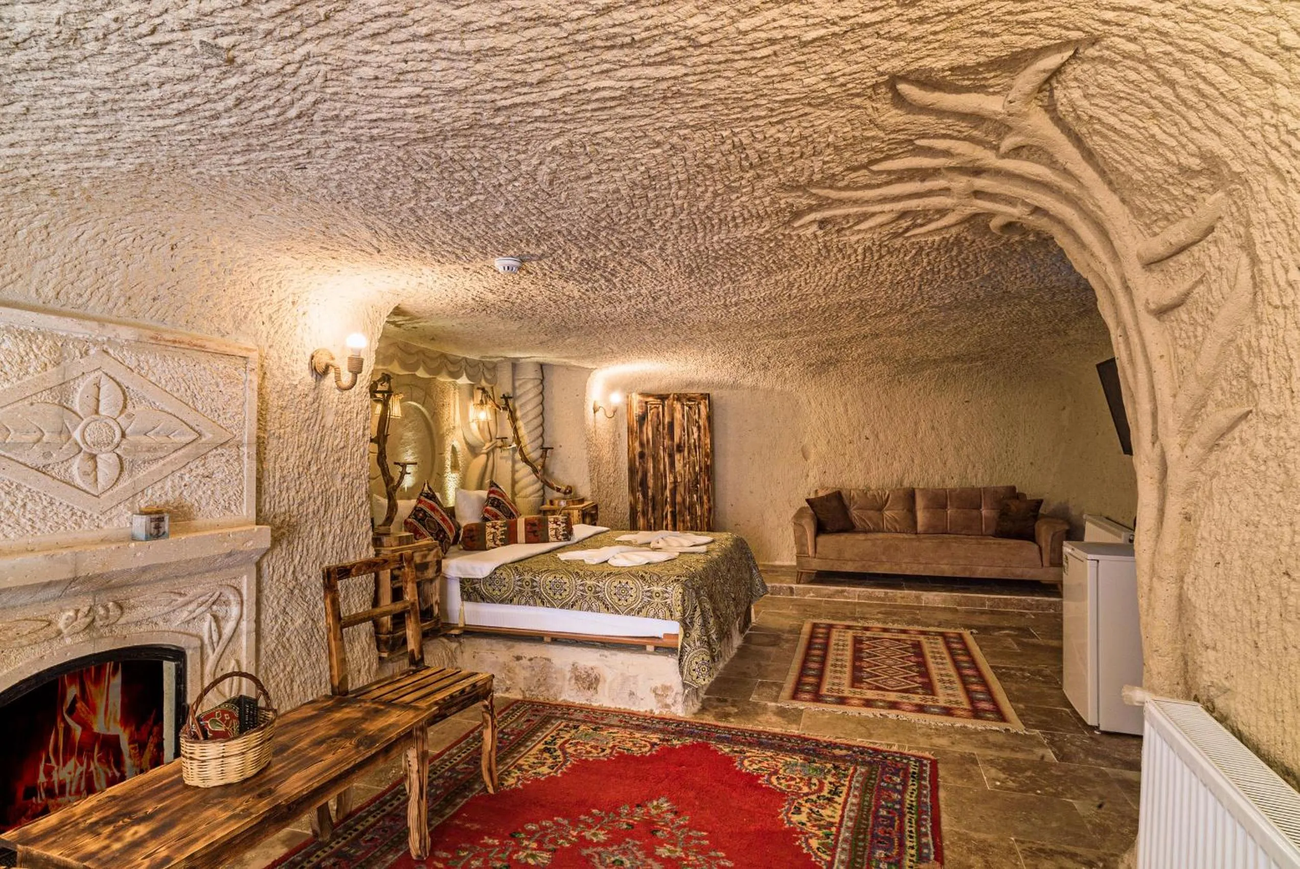 Massage, Bed in Cappadocia Ennar Cave Swimming Pool Hot & SPA