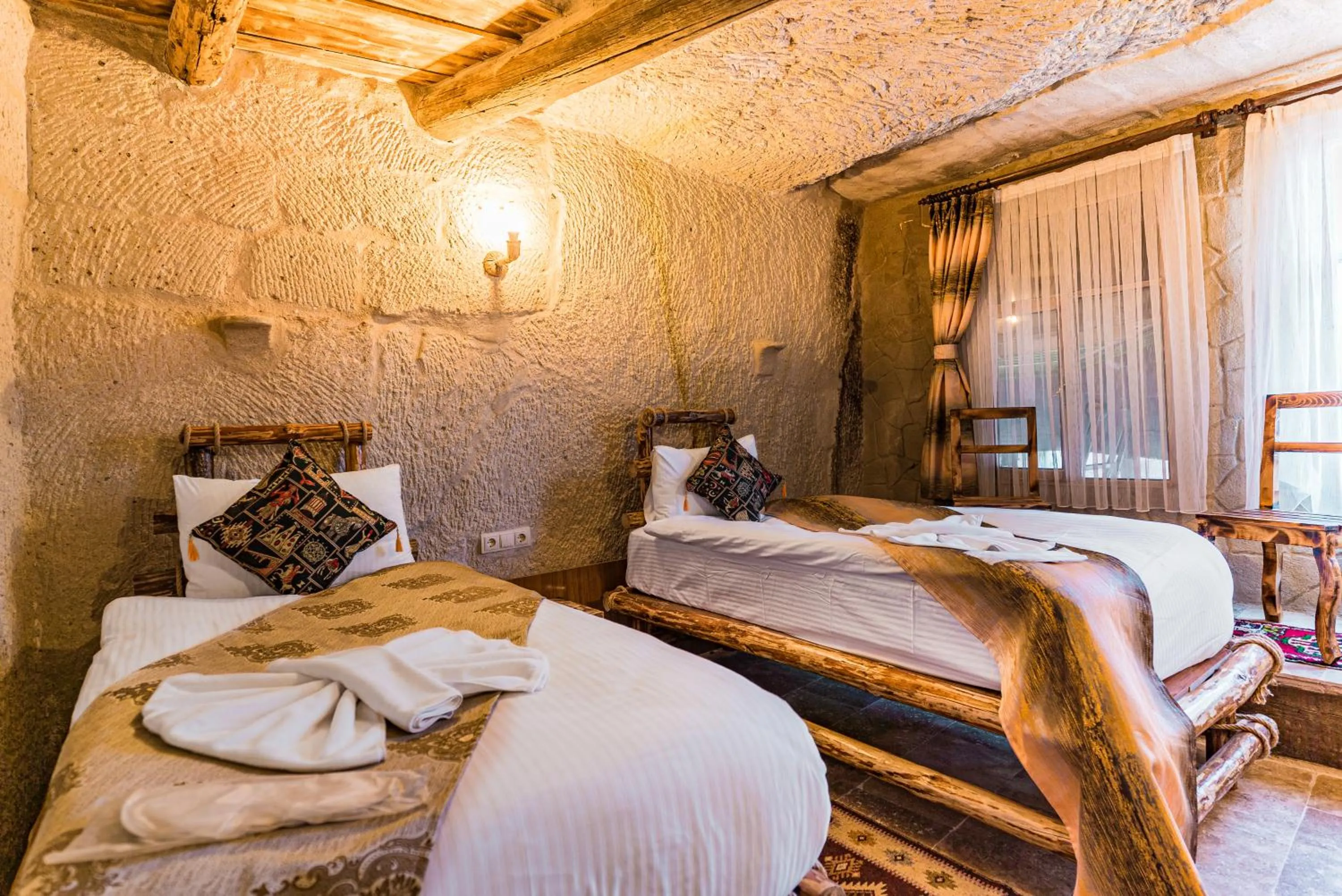 Bed in Cappadocia Ennar Cave Swimming Pool Hot & SPA