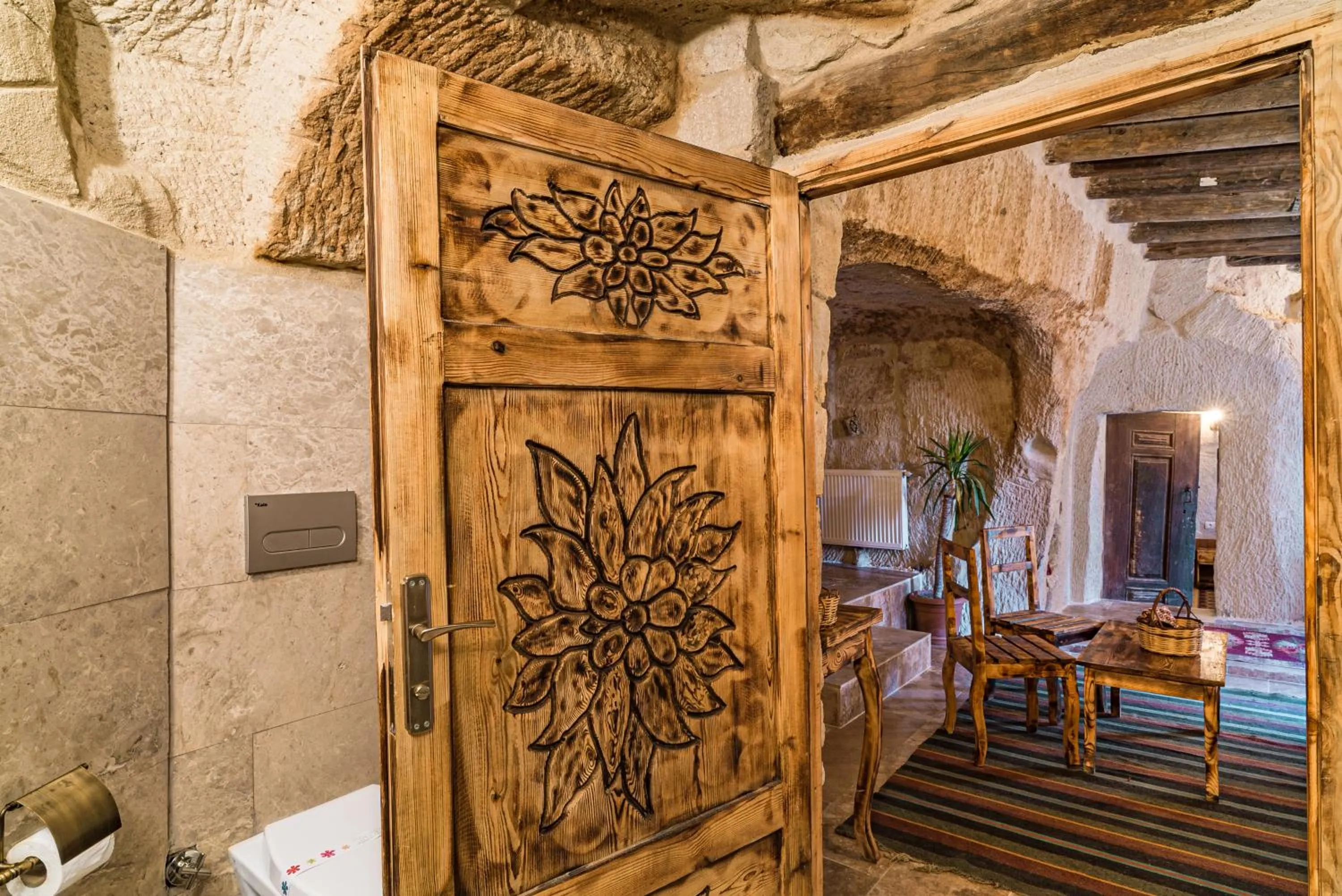 Massage in Cappadocia Ennar Cave Swimming Pool Hot & SPA