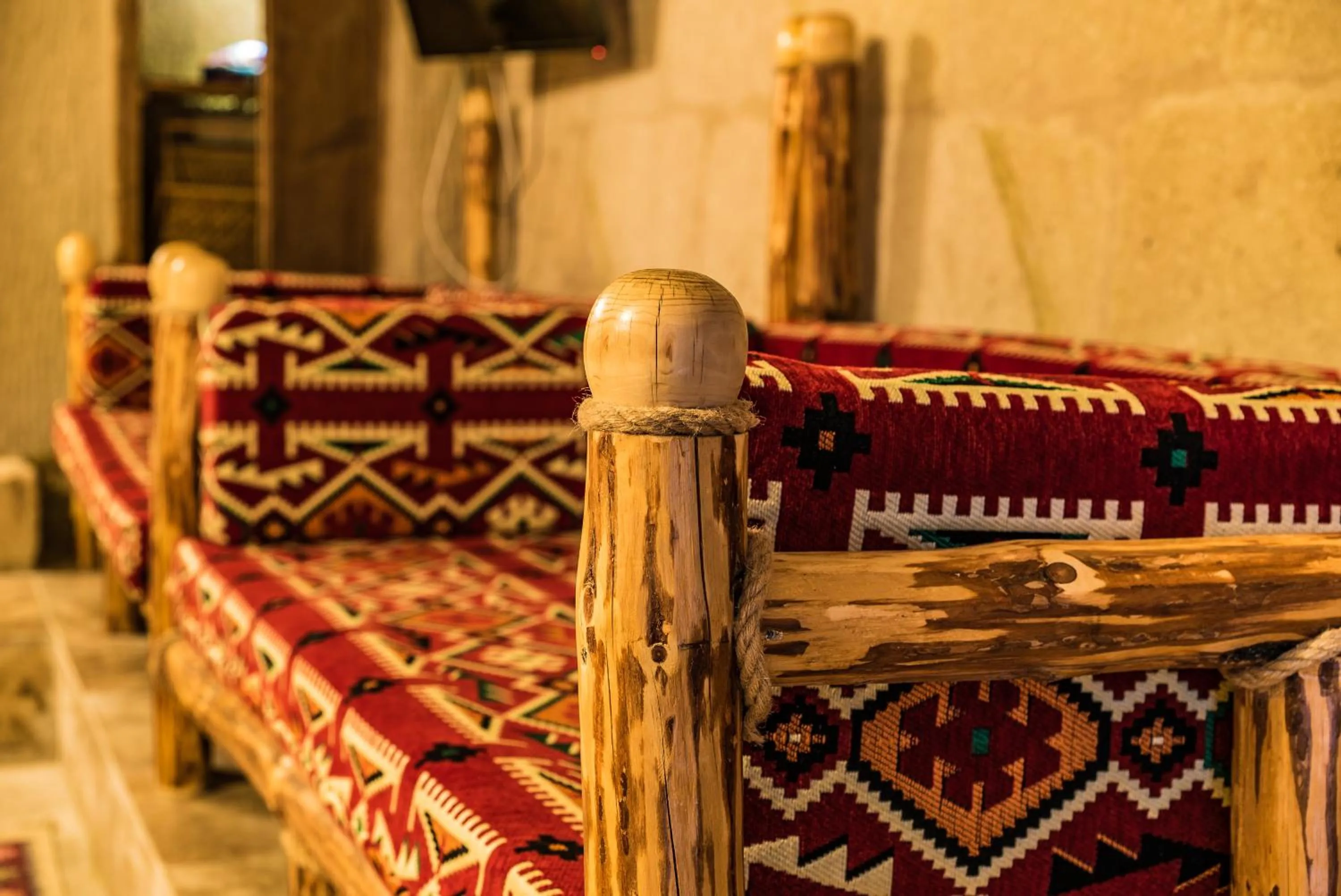 Massage in Cappadocia Ennar Cave Swimming Pool Hot & SPA