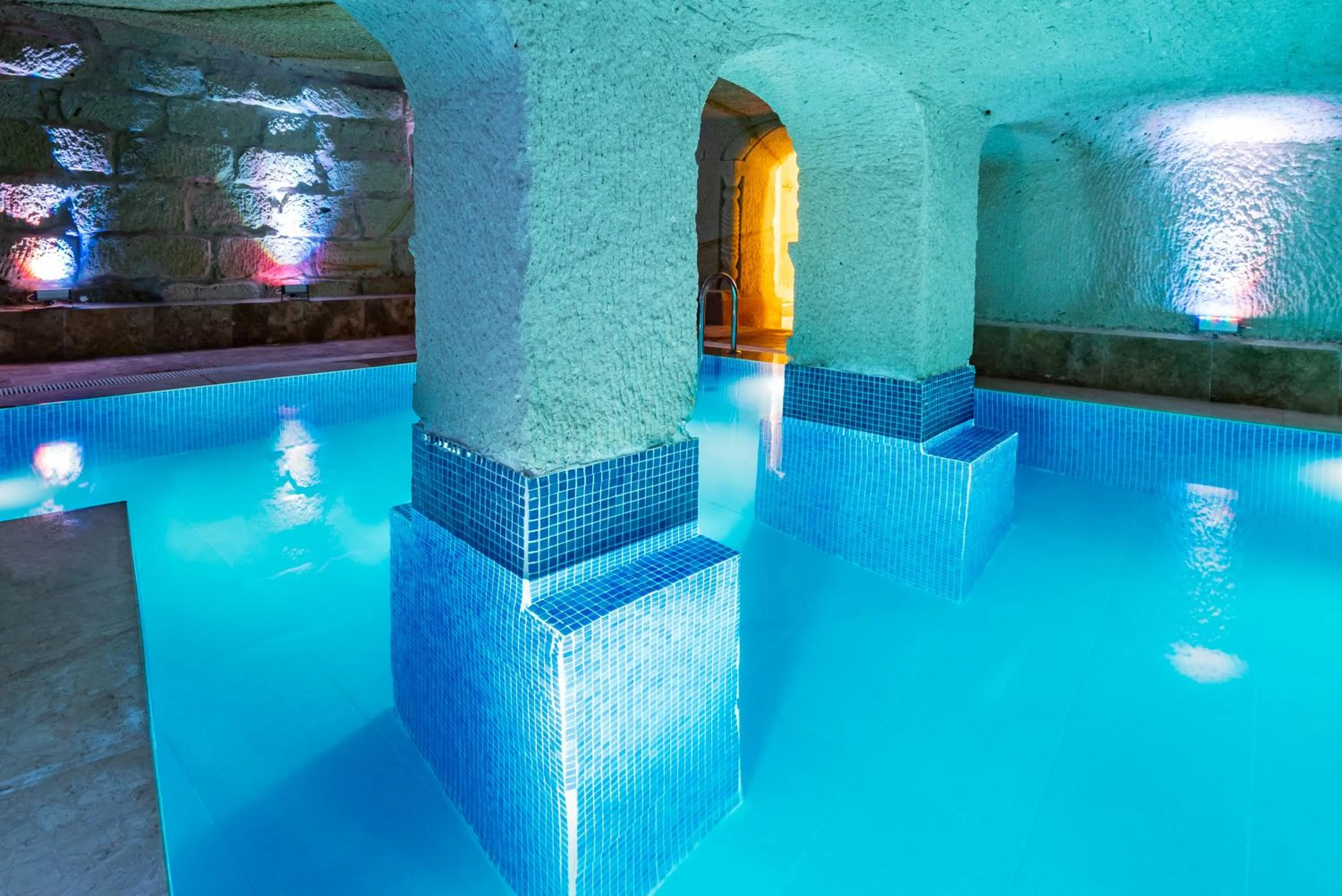 Swimming pool in Cappadocia Ennar Cave Swimming Pool Hot & SPA