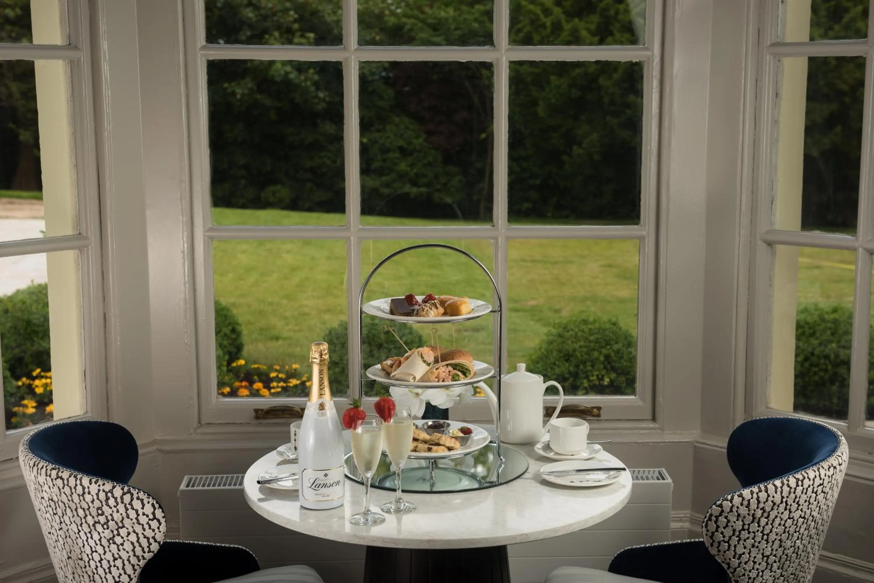 Food in Dalmeny Park House Hotel