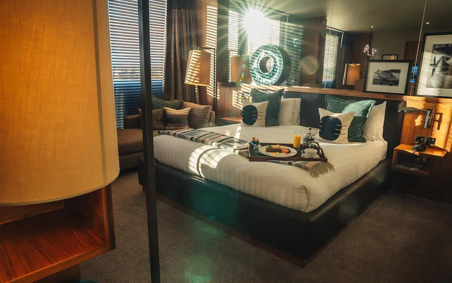 Sky Suite in Aviator Hampshire Sky Suite in Aviator Hampshire