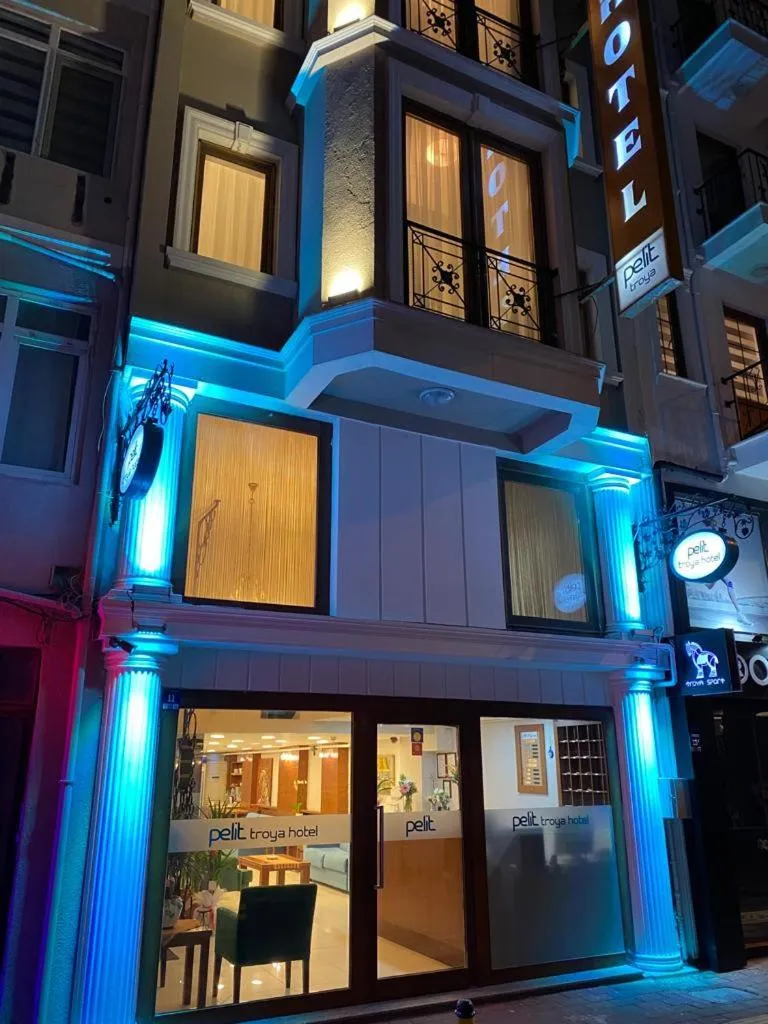 Property building in Hotel Pelit