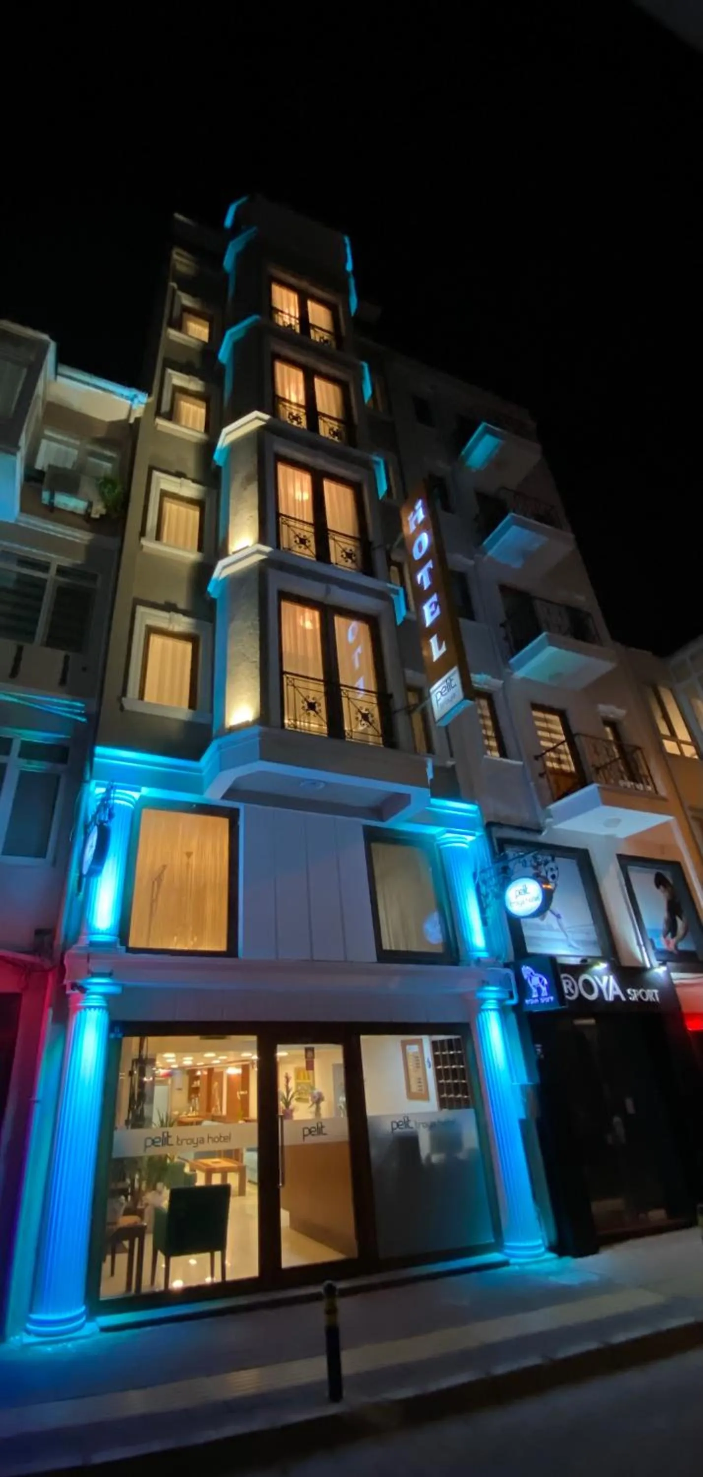 Property building in Hotel Pelit